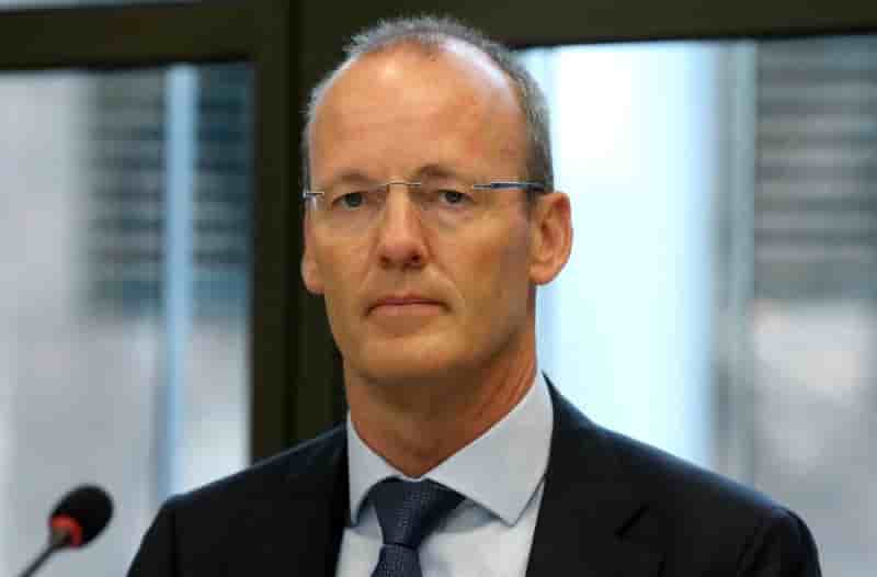 Klaas knot, membre du conseil des gouverneurs de la bce, lors d'une audition parlementaire a la haye
