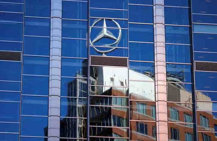 Chine: mercedes-benz et ses associes rappellent 350.000 voitures