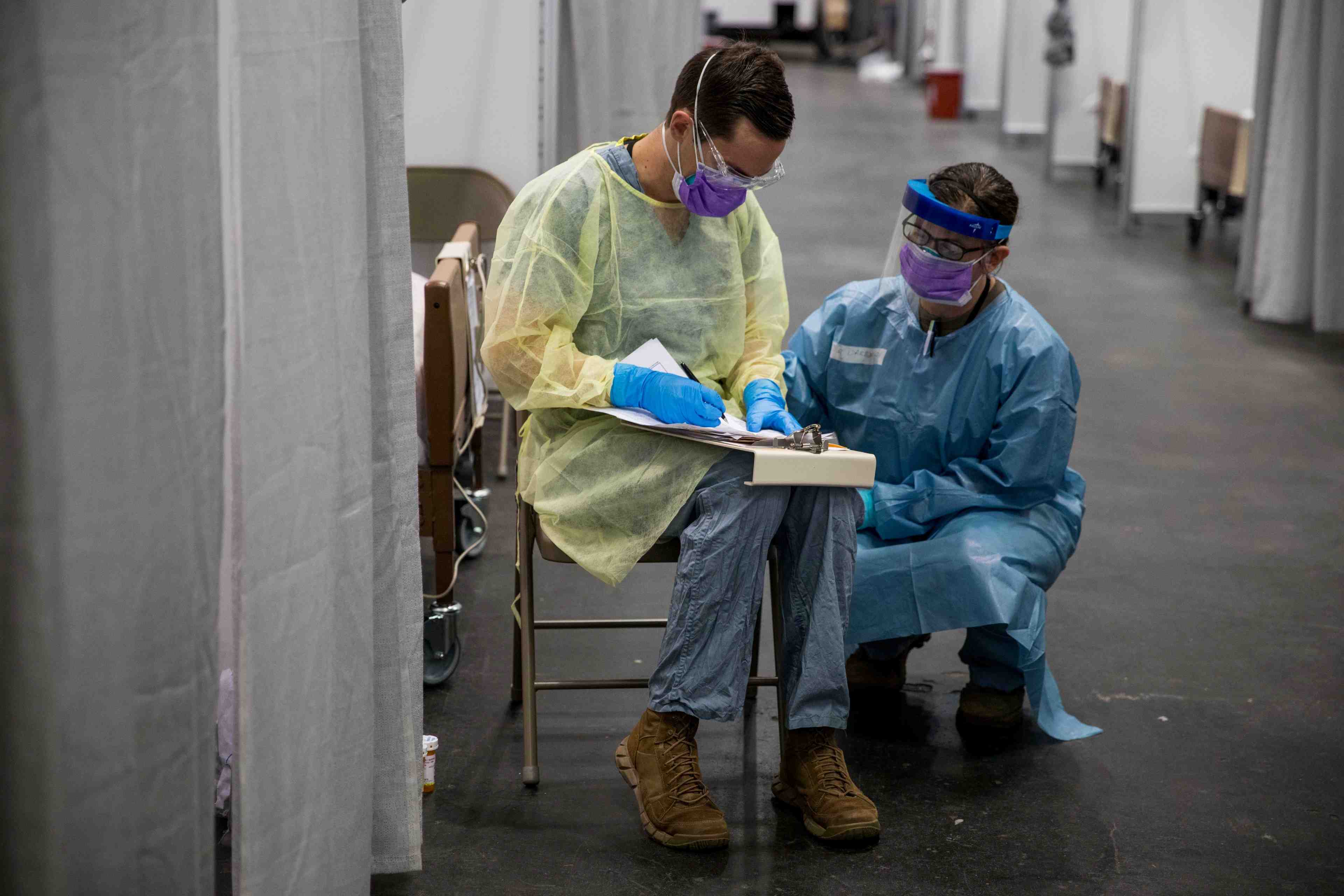 L'epidemie a new york pourrait avoir atteint un plateau, selon cuomo