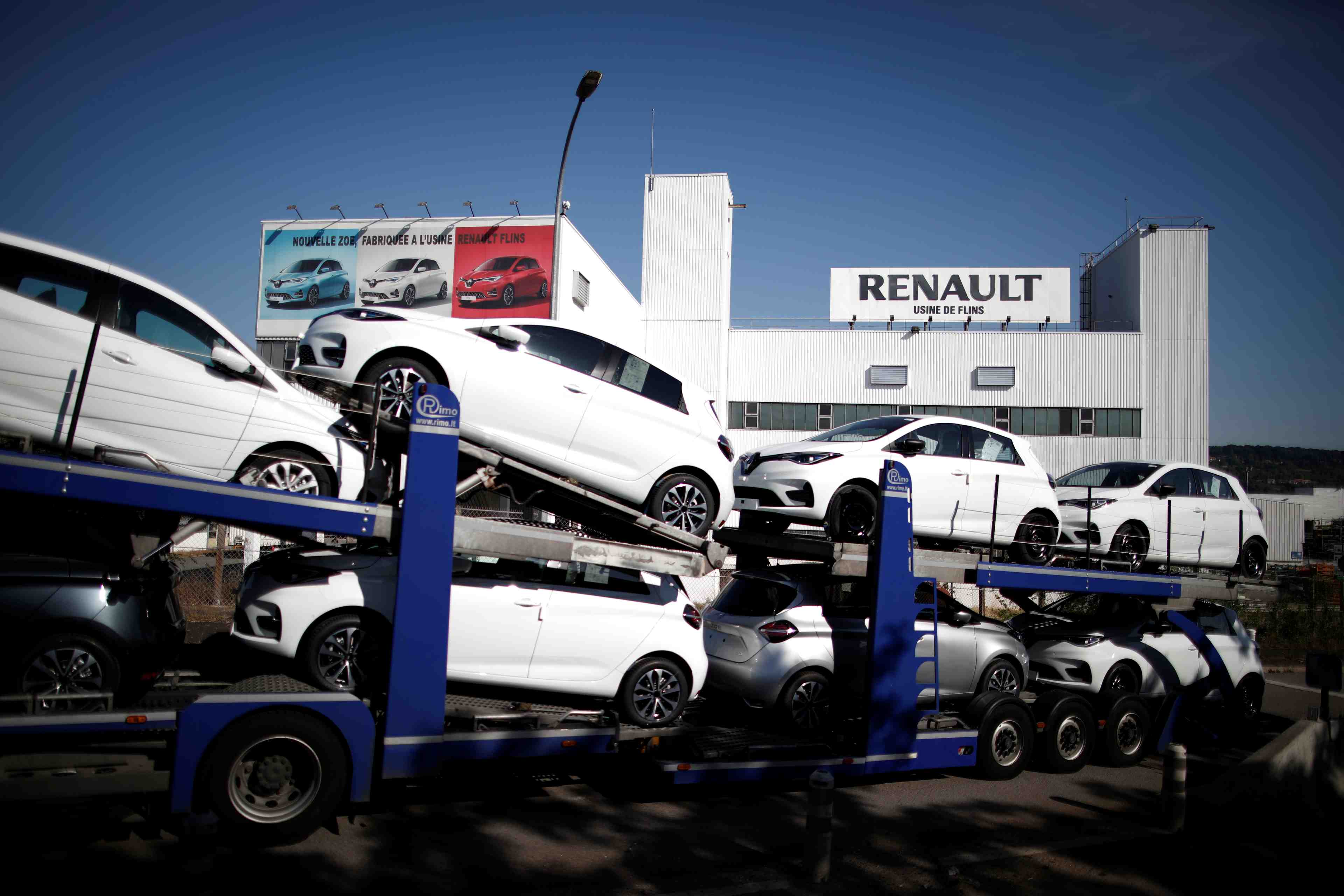 Renault veut generer plus d'un milliard d'euros de ca grace au nouveau flins
