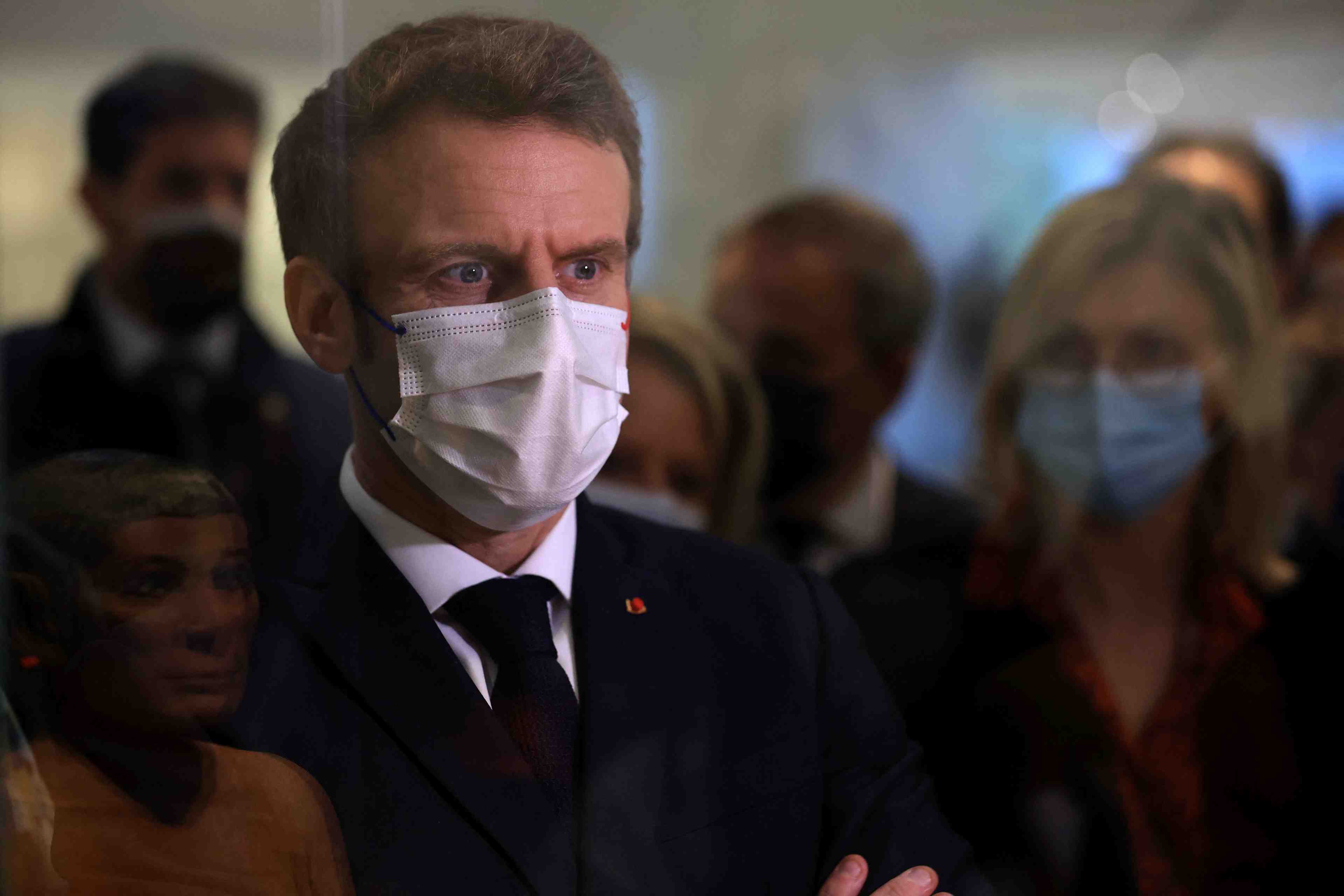 Ukraine: macron se dit "raisonnablement optimiste" avant sa rencontre avec poutine