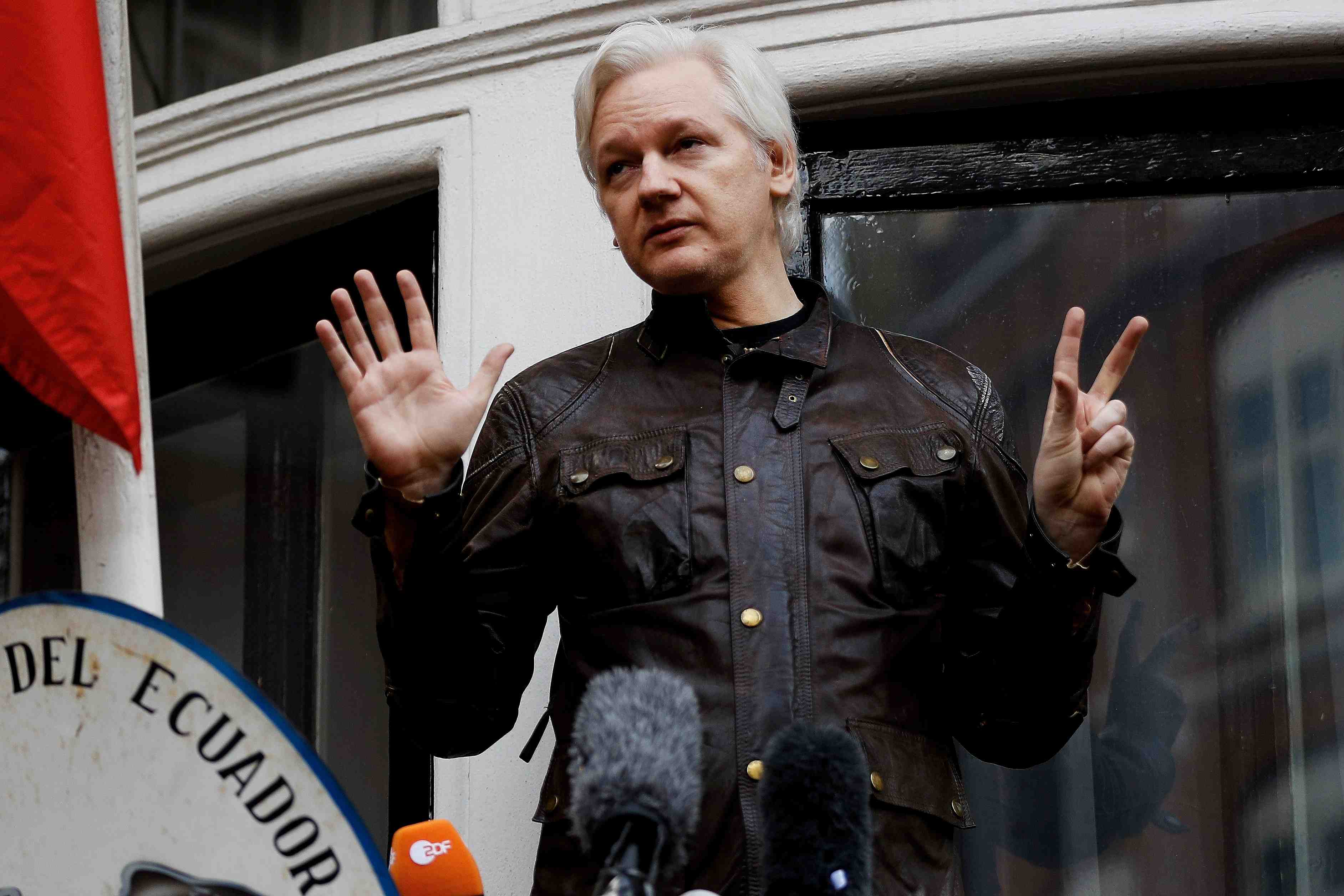 Suede: le parquet demande un mandat d'arret contre assange