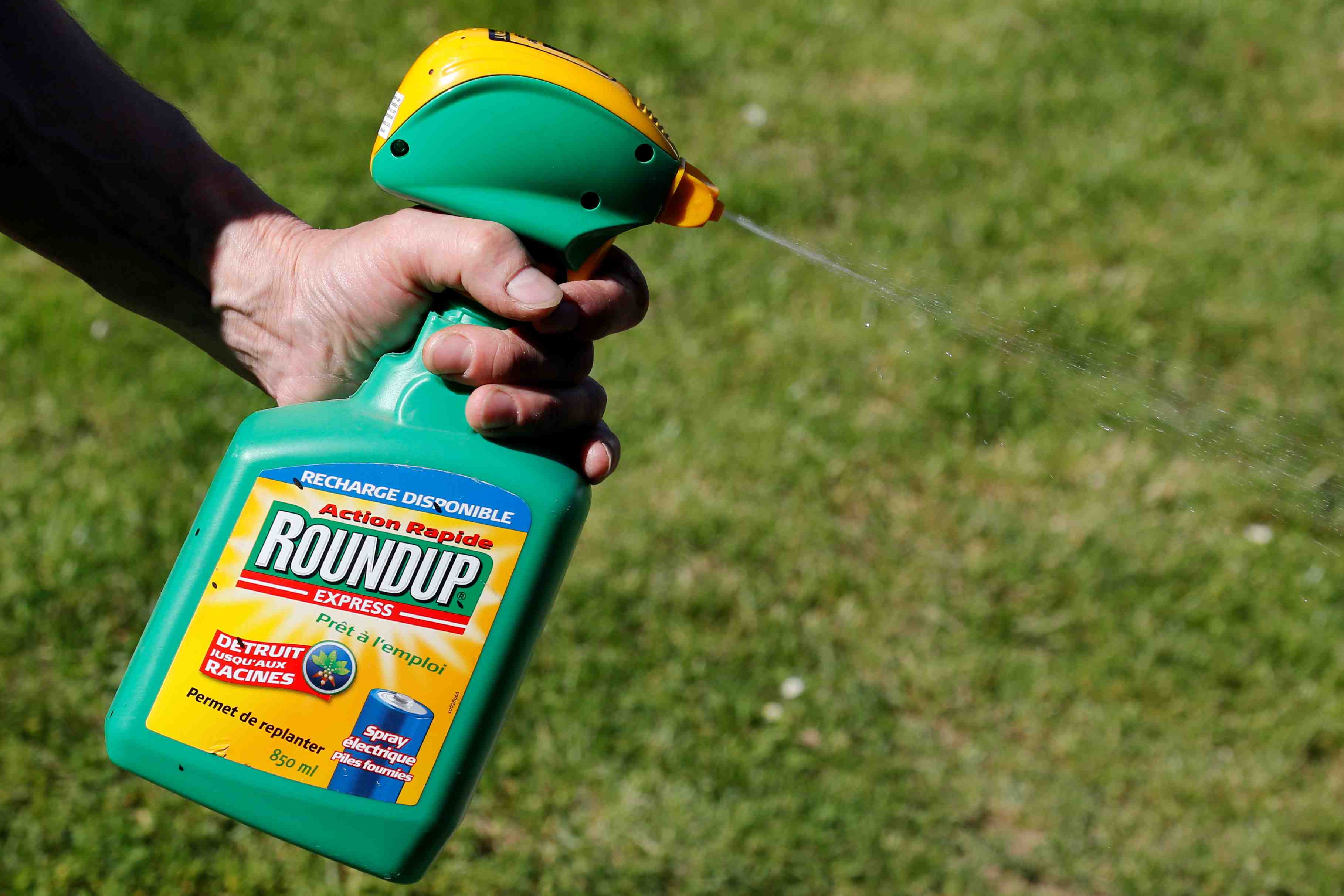 Bayer conteste le verdict a 2 milliards de dollars d'un proces du roundup