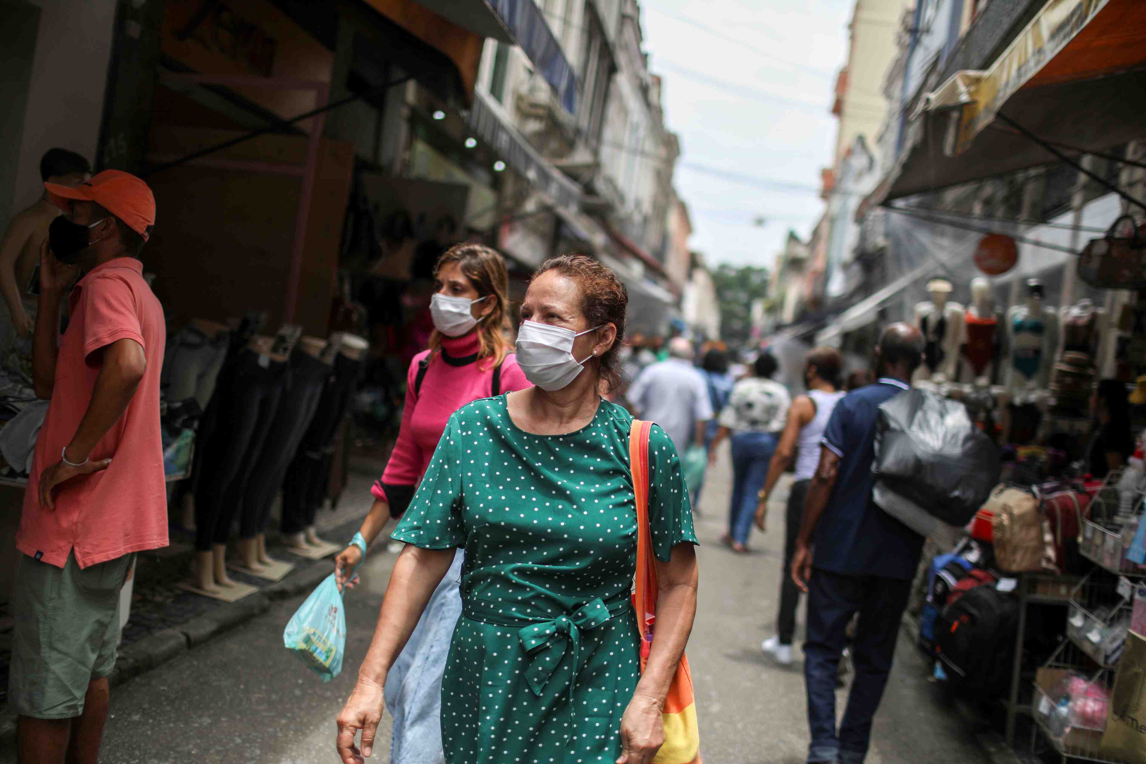 Coronavirus: plus de 170.000 morts au bresil depuis le debut de l'epidemie