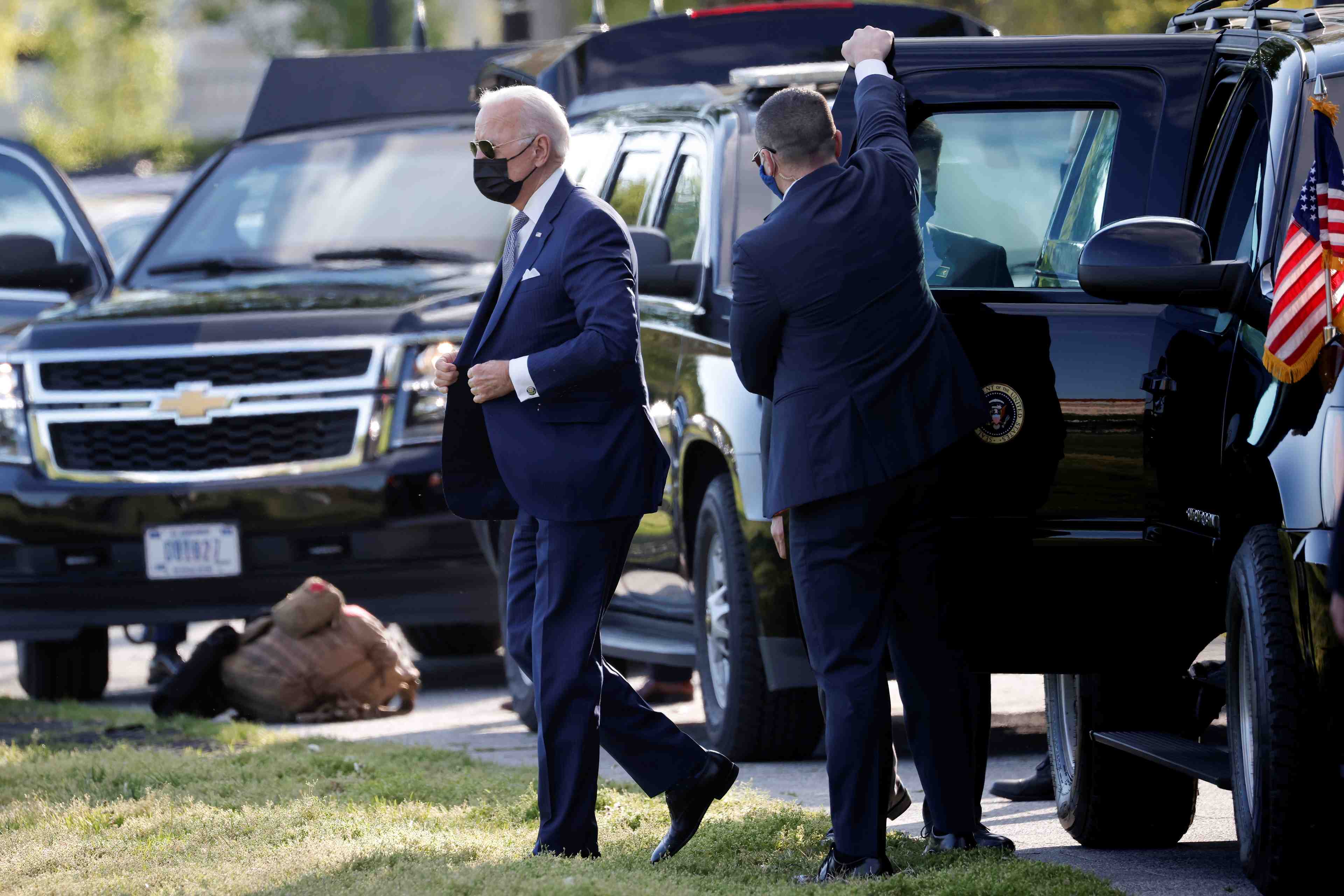 Usa: biden annonce qu'il va relever le plafond d'accueil de refugies