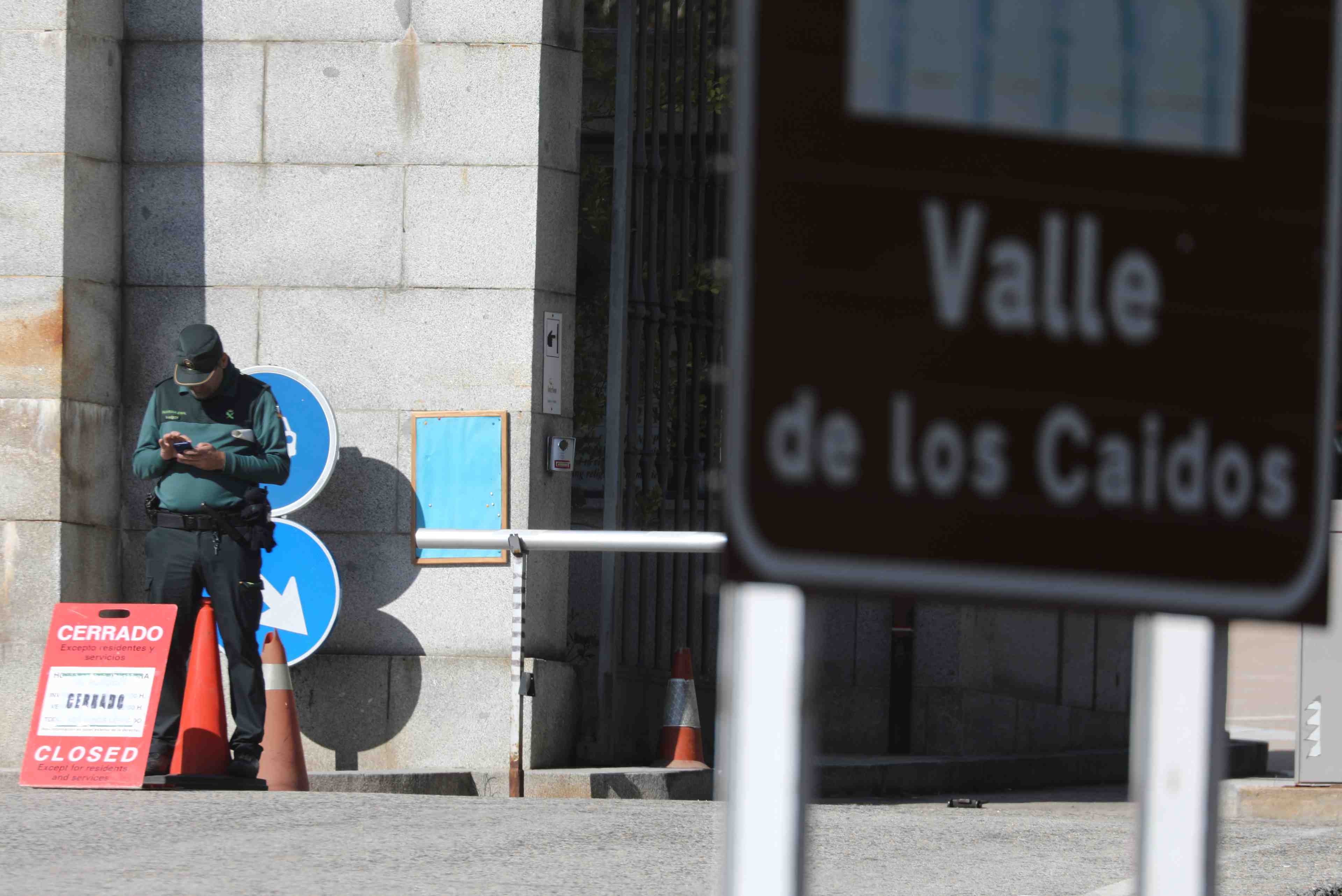 La depouille de franco sera exhumee jeudi