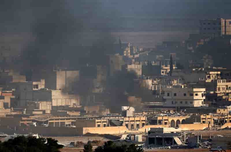 Damas dit fournir une aide aux Kurdes de Kobani, qui démentent