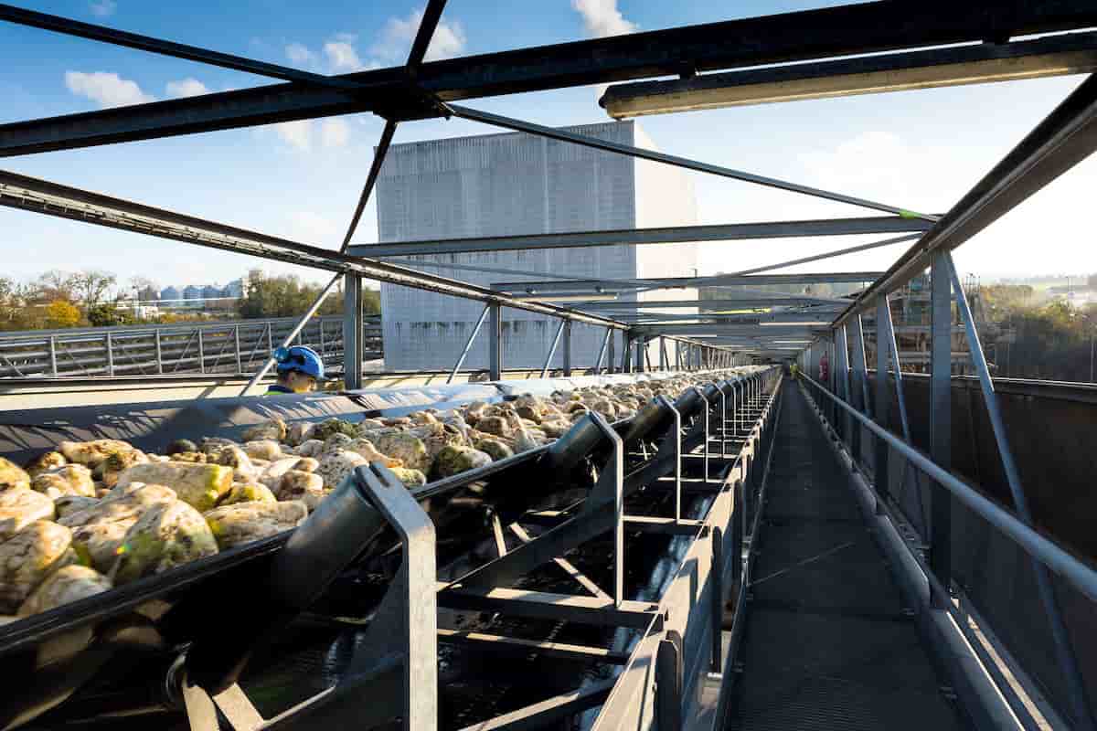 Cristal Union compte investir plus de 100 millions d'euros dans de nouvelles installations, notamment des épurateurs biologiques. L'idée est de pouvoir recycler encore davantage l'eau issue de la betterave.