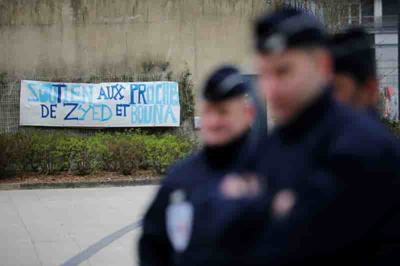 Les deux policiers de clichy-sous-bois relaxes