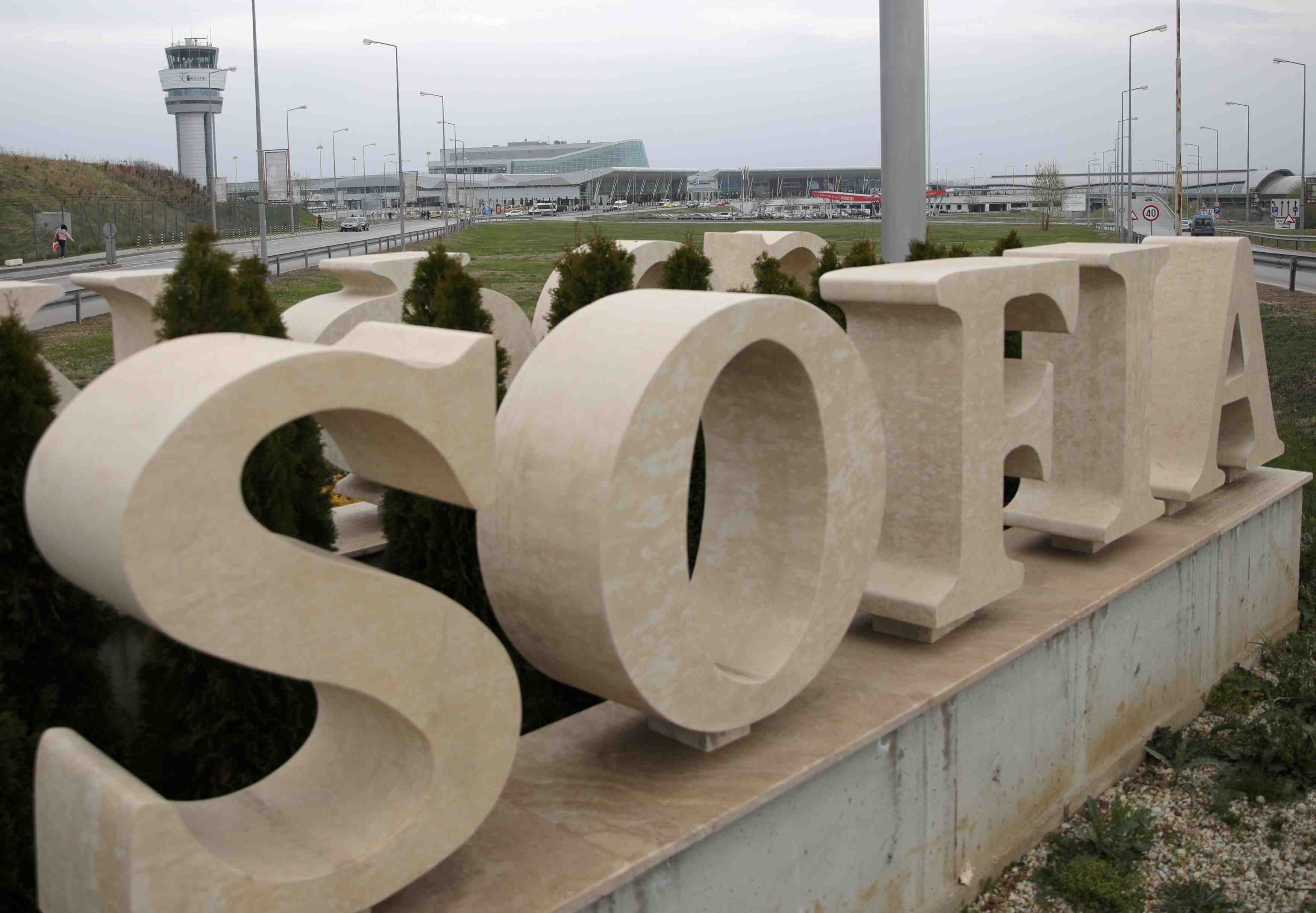 Adp et les 3 autres candidats malheureux a l'aeroport de sofia font appel