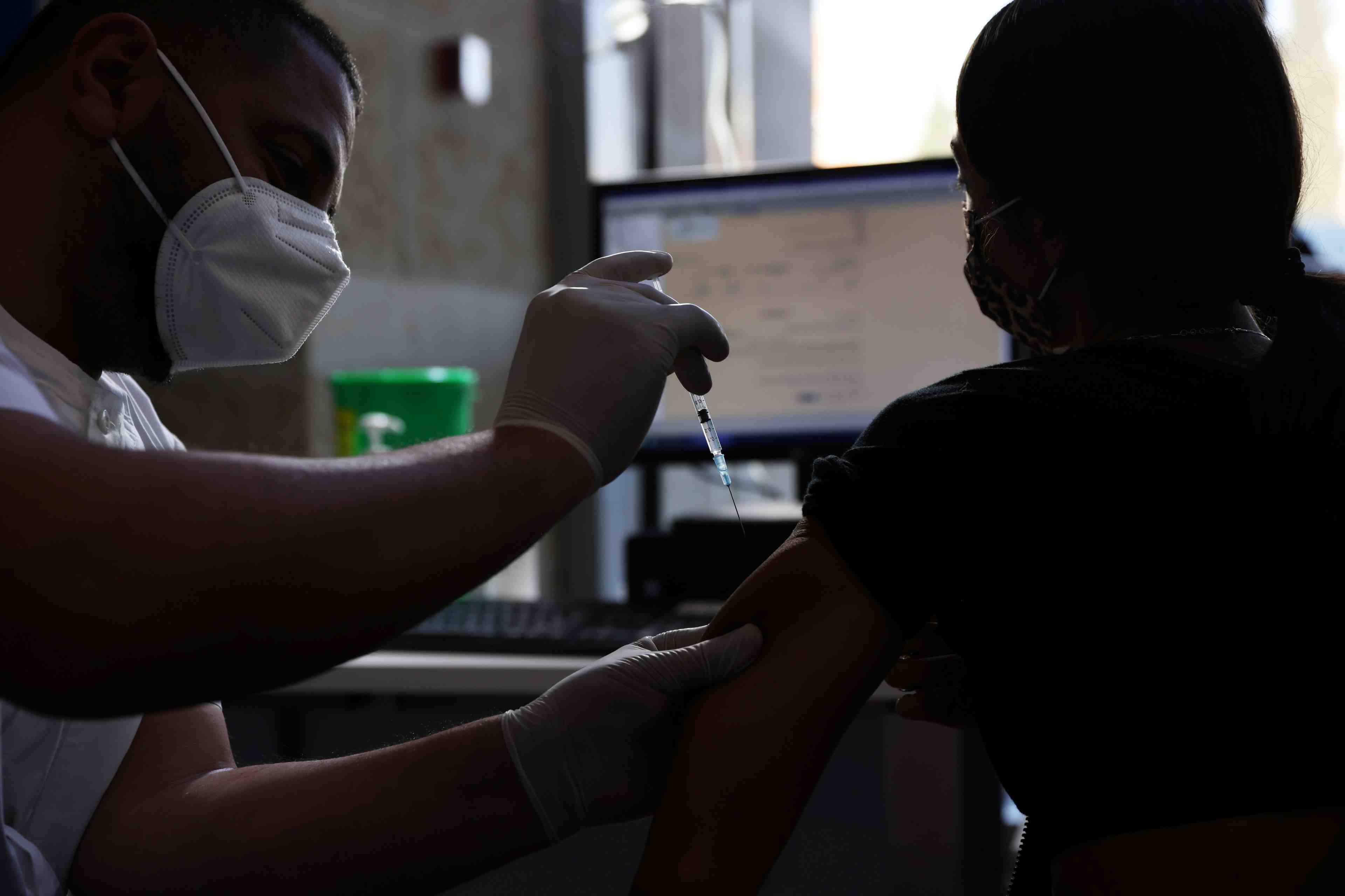 Coronavirus: israel autorise l'utilisation du vaccin de moderna