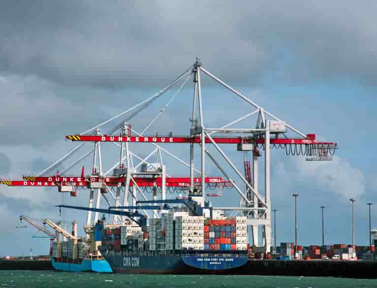 Comment le port de Dunkerque regarde toujours plus vers les conteneurs et le rail