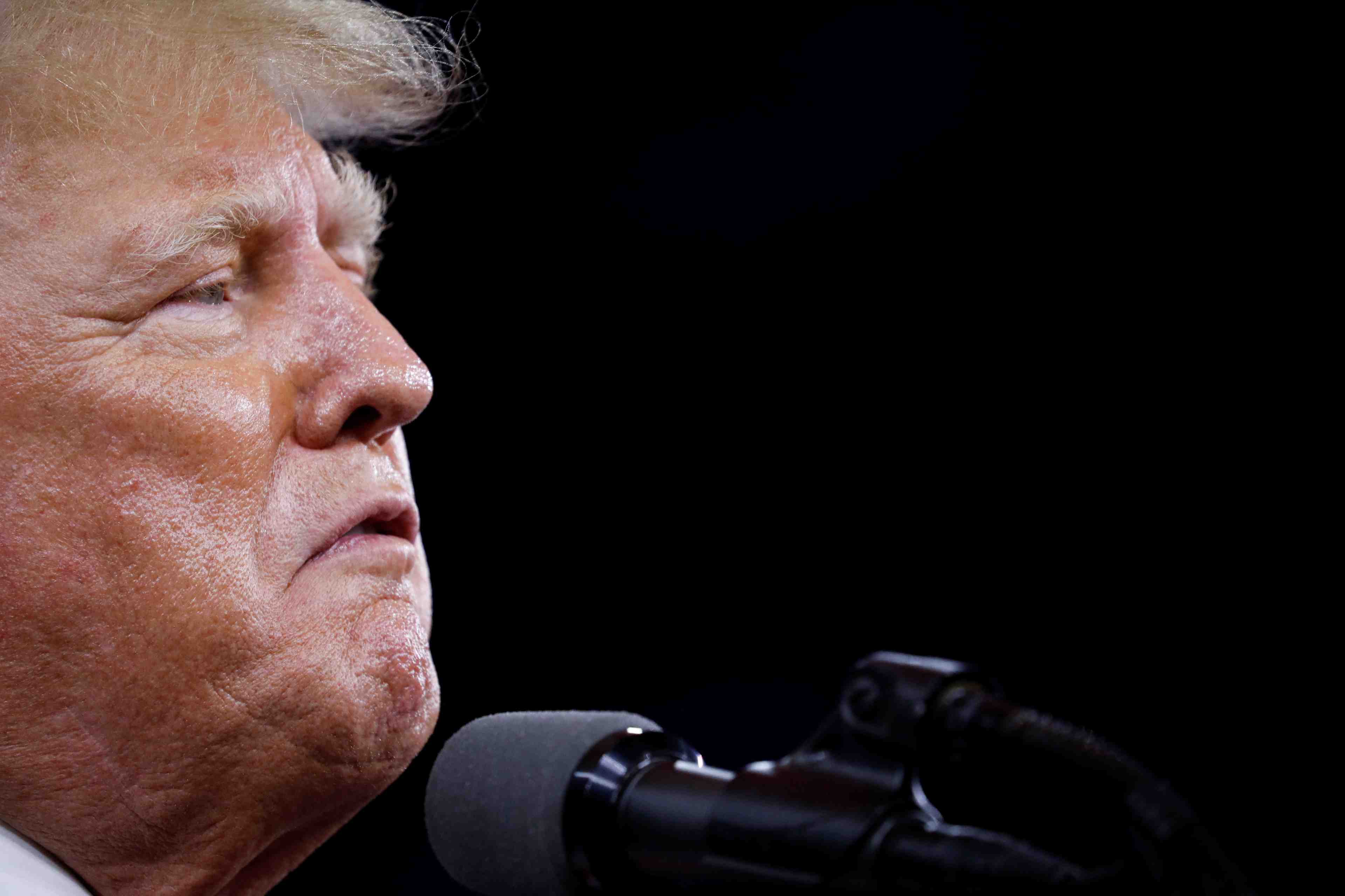 Trump condamne l'invasion de l'ukraine par la russie