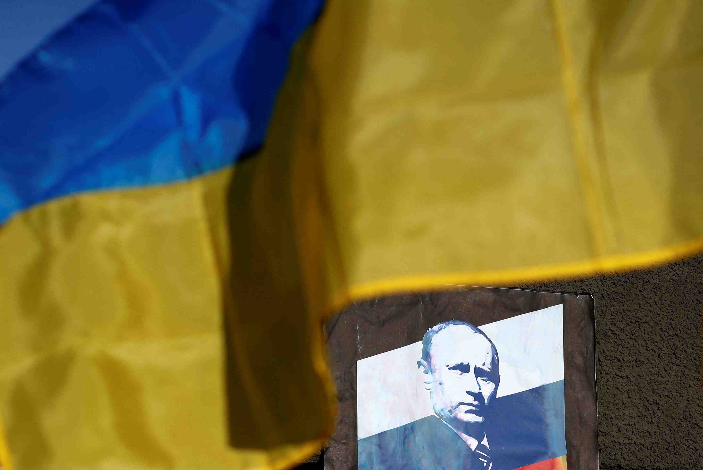L'ukraine rejette une offre russe de pourparlers en bielorussie