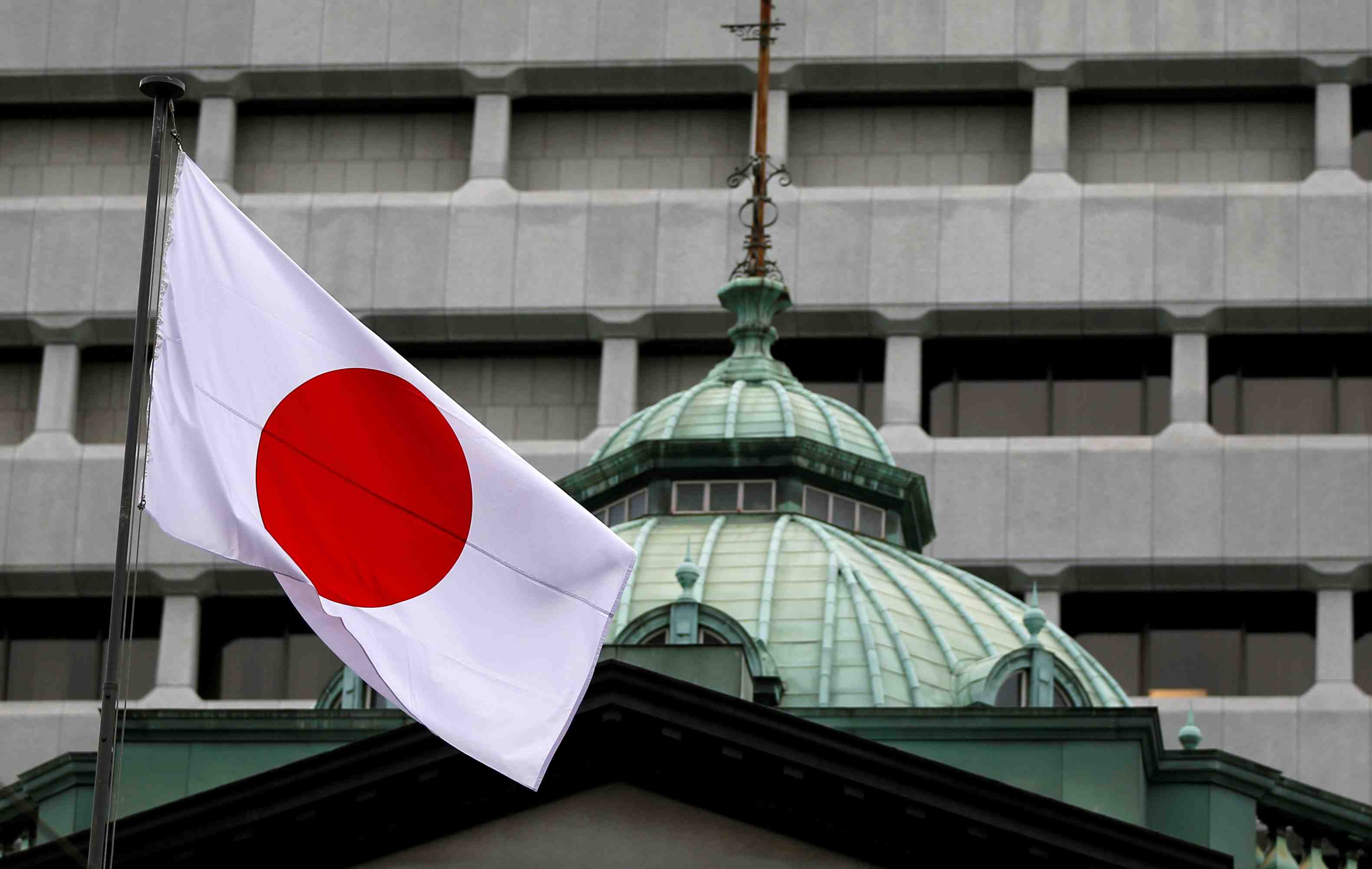 Japon: plus fort declin de la production industrielle en un an