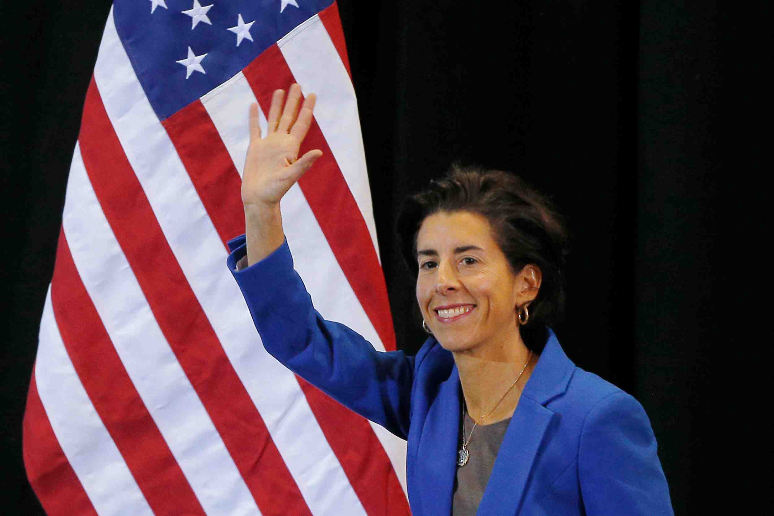 Joe biden va nommer gina raimondo, gouverneure de rhode island, au commerce, selon une source