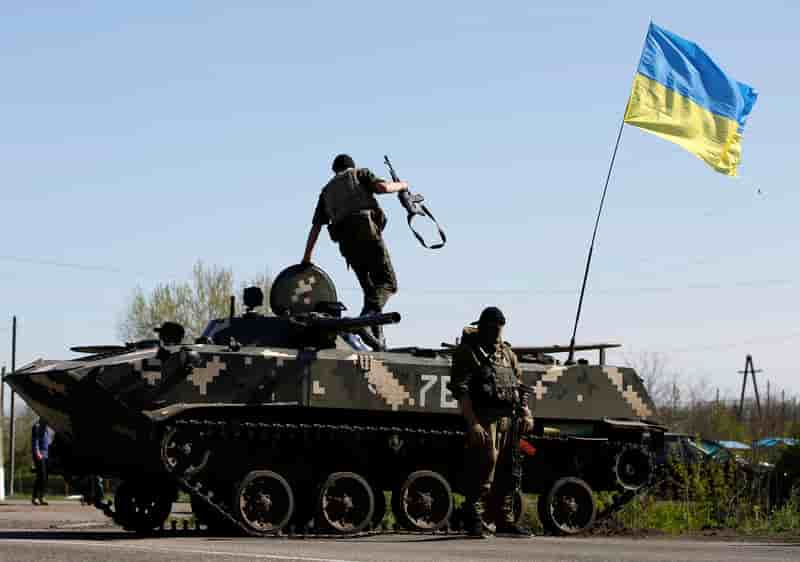 Les forces ukrainiennes organisent le blocus de Slaviansk