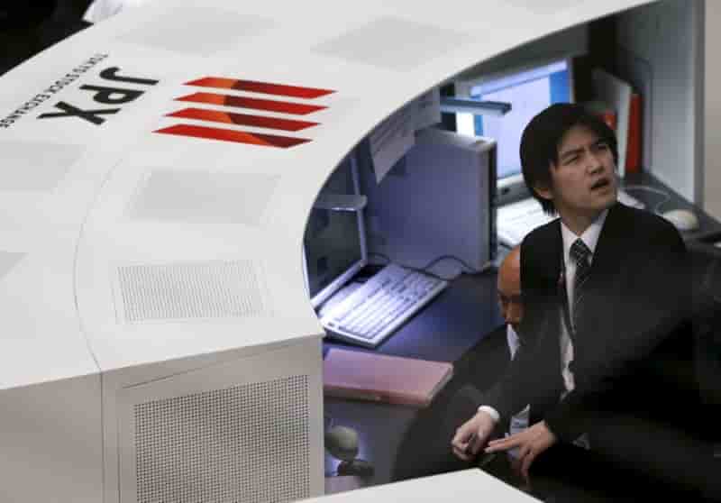 Le nikkei franchit les 23.000 points, une premiere depuis fevrier