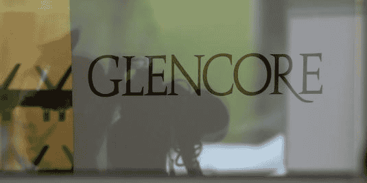 Glencore releve ses objectifs annuels apres un solide 1er semestre