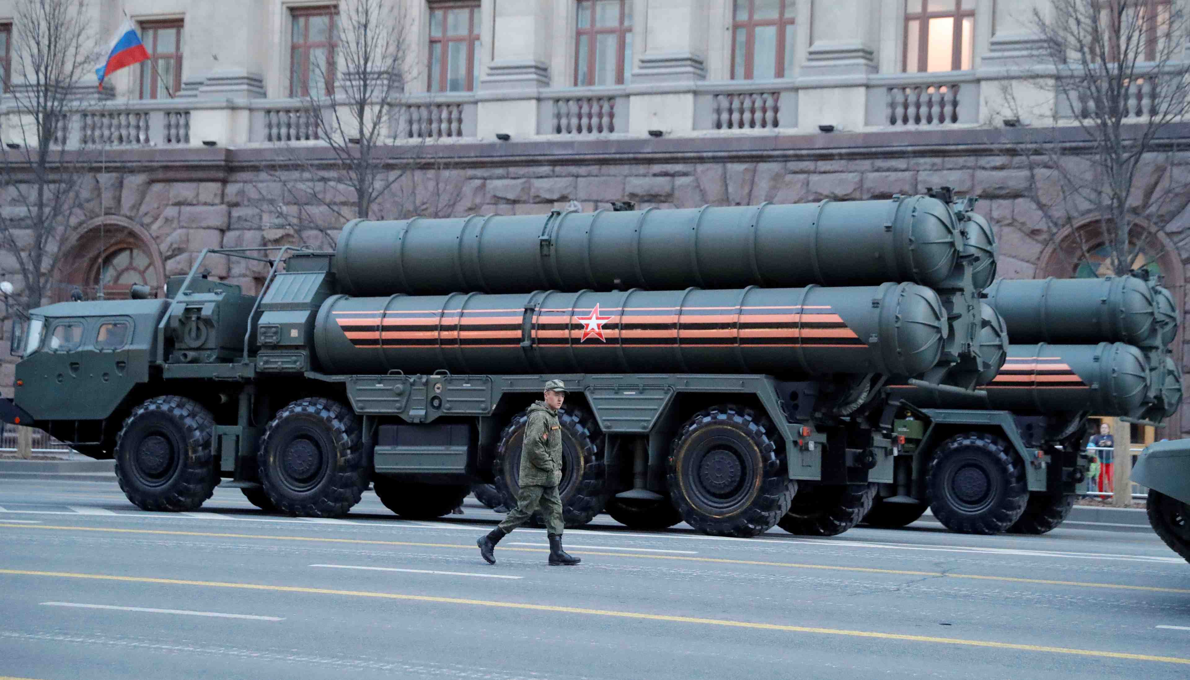 Trump rappelle a erdogan son hostilite a l'achat par ankara de s-400 russes