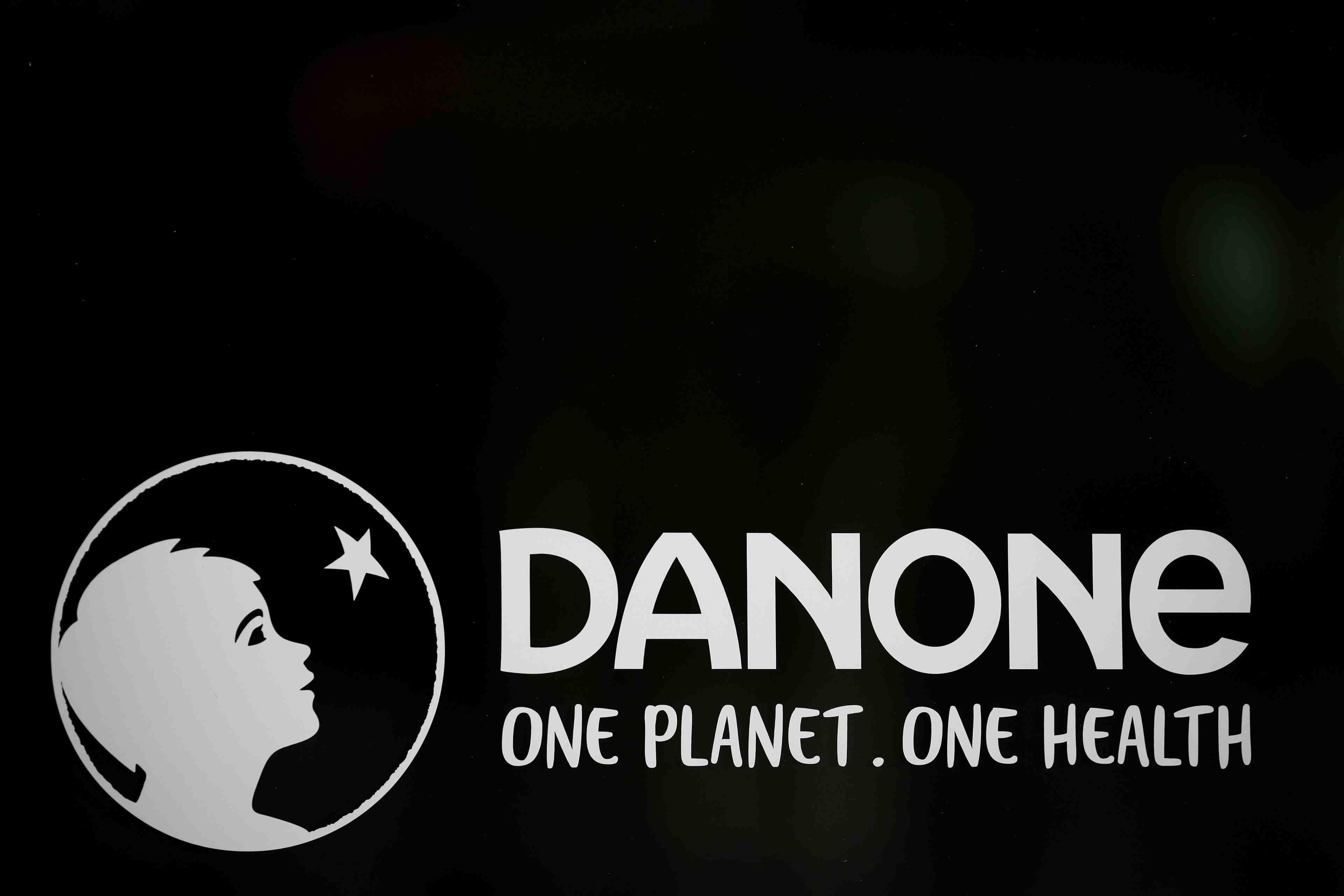 Danone: artisan salue une plus grande transparence, dit que ses preoccupations sont inchangees