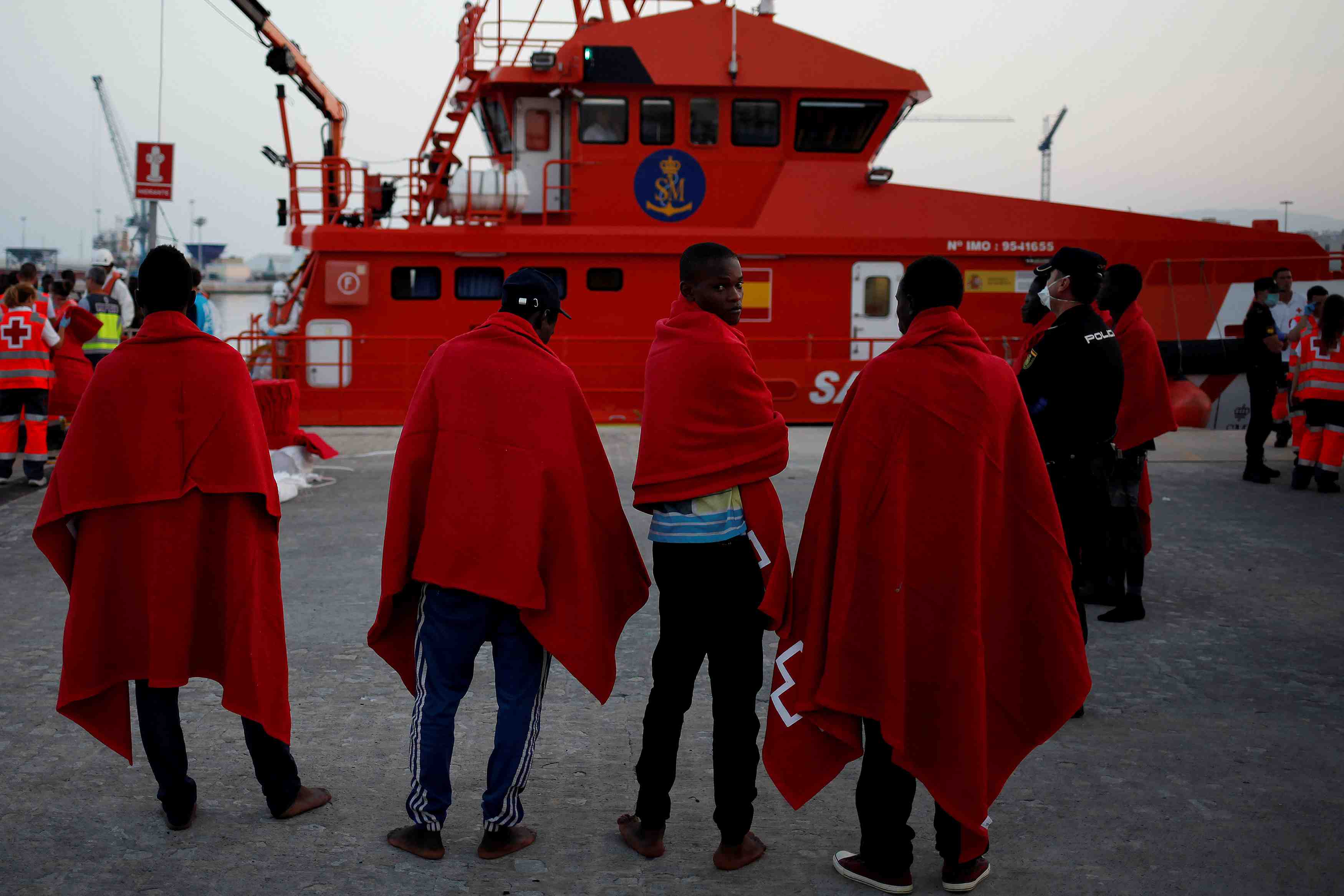 L'italie et malte refusent l'acces a un bateau d'une ong espagnole