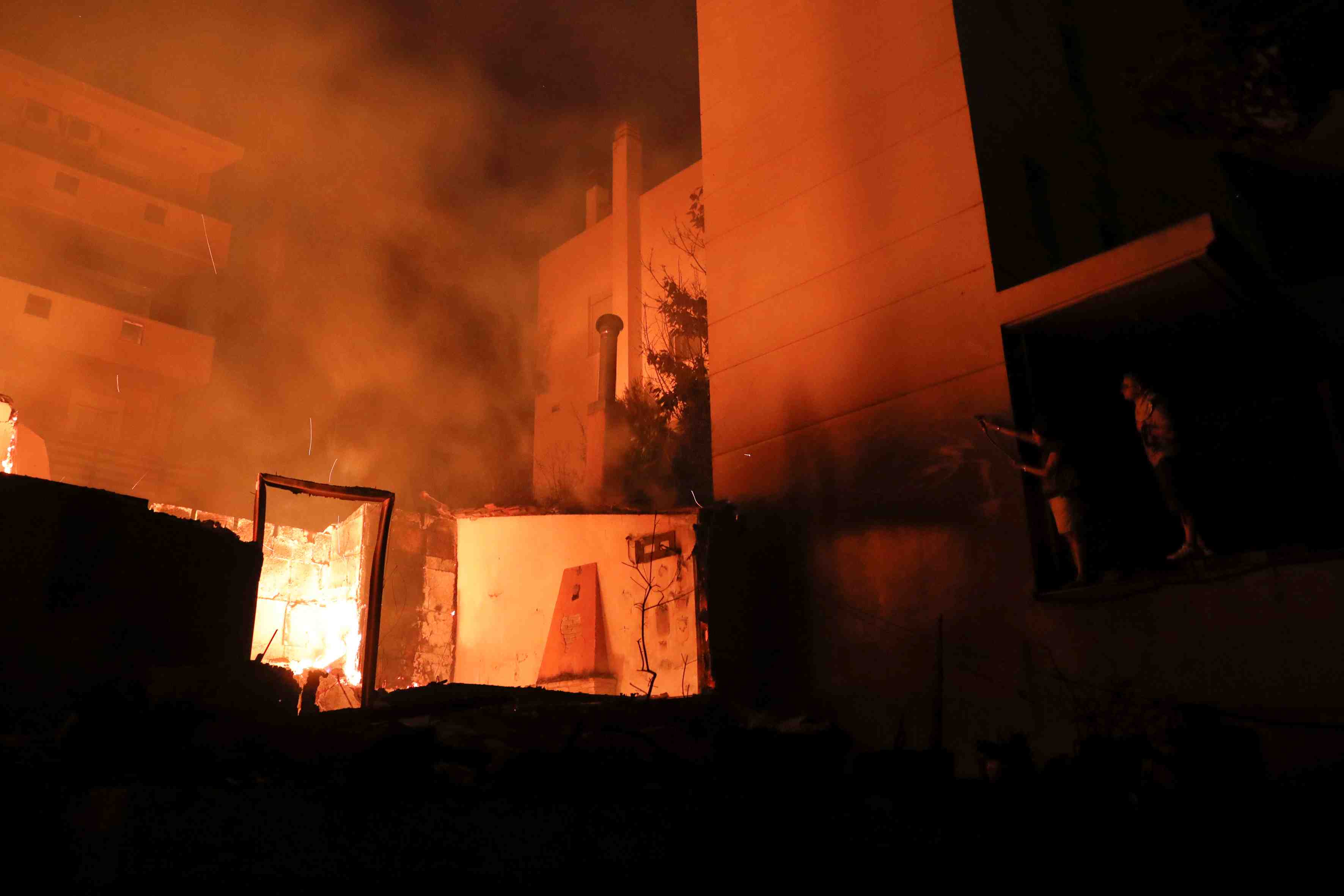 Le bilan des incendies en grece pourrait s'alourdir
