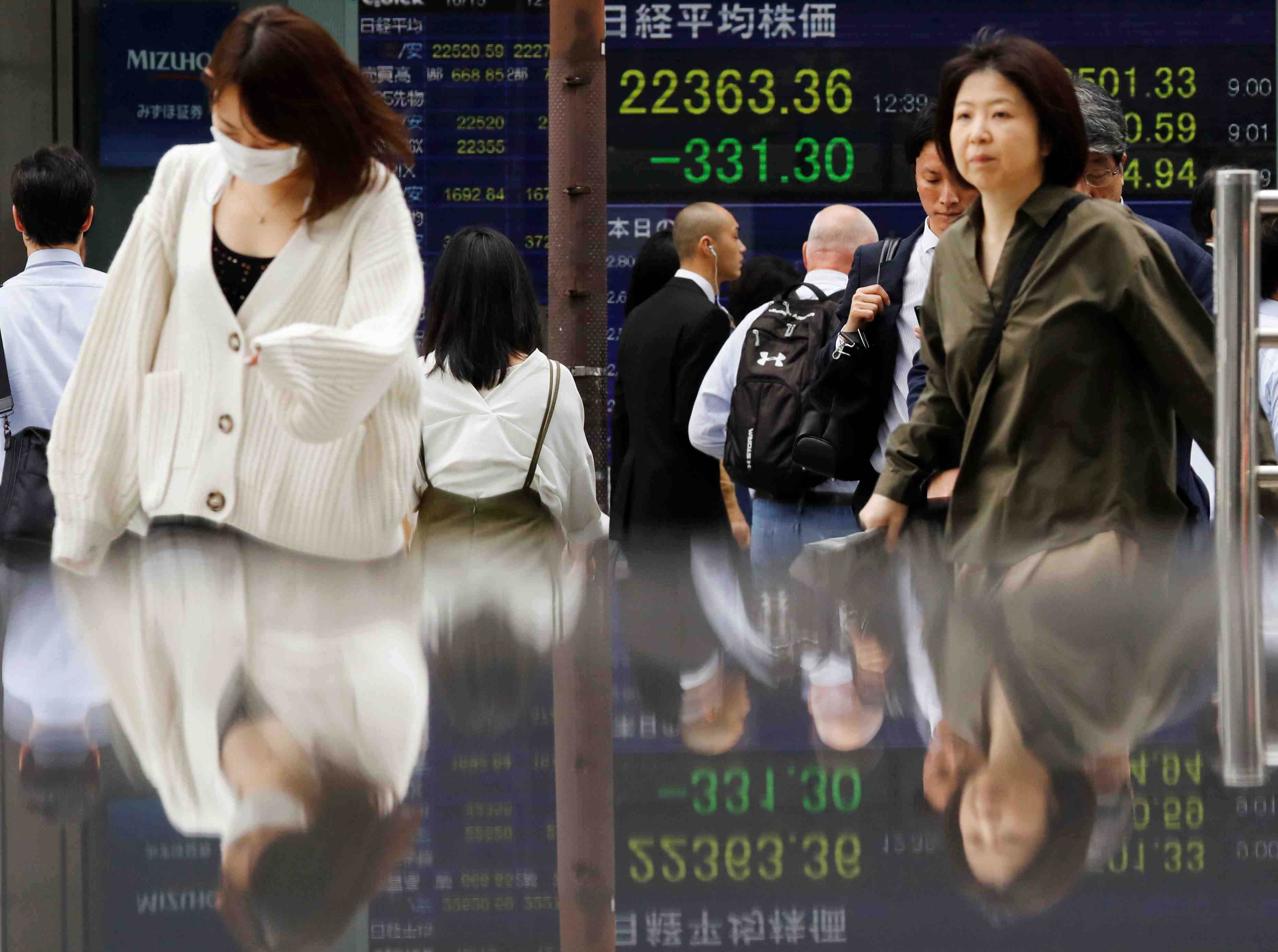 Tokyo finit en hausse de 0,55% grace aux semi-conducteurs