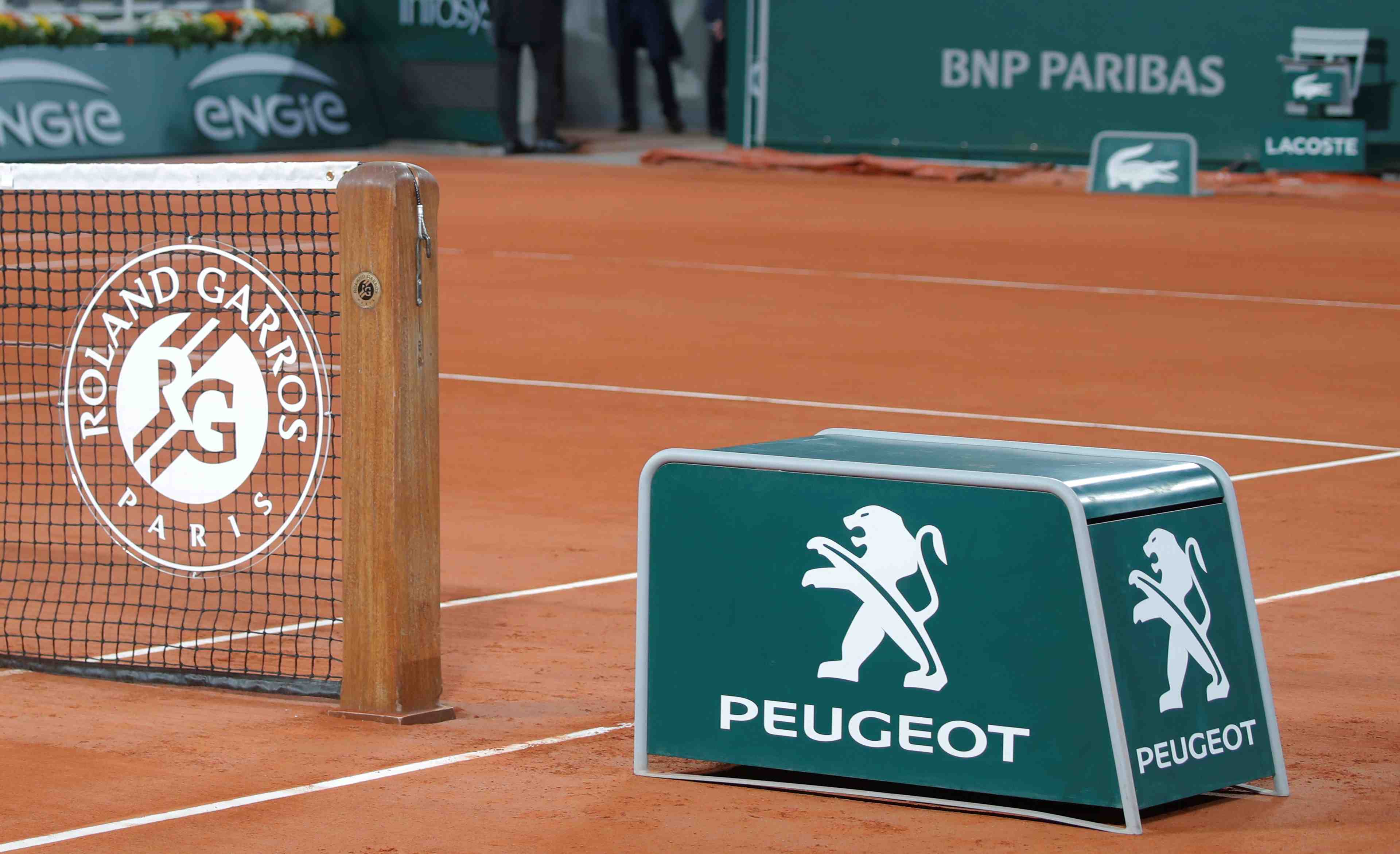 Tennis: roland-garros decale d'une semaine a cause du coronavirus