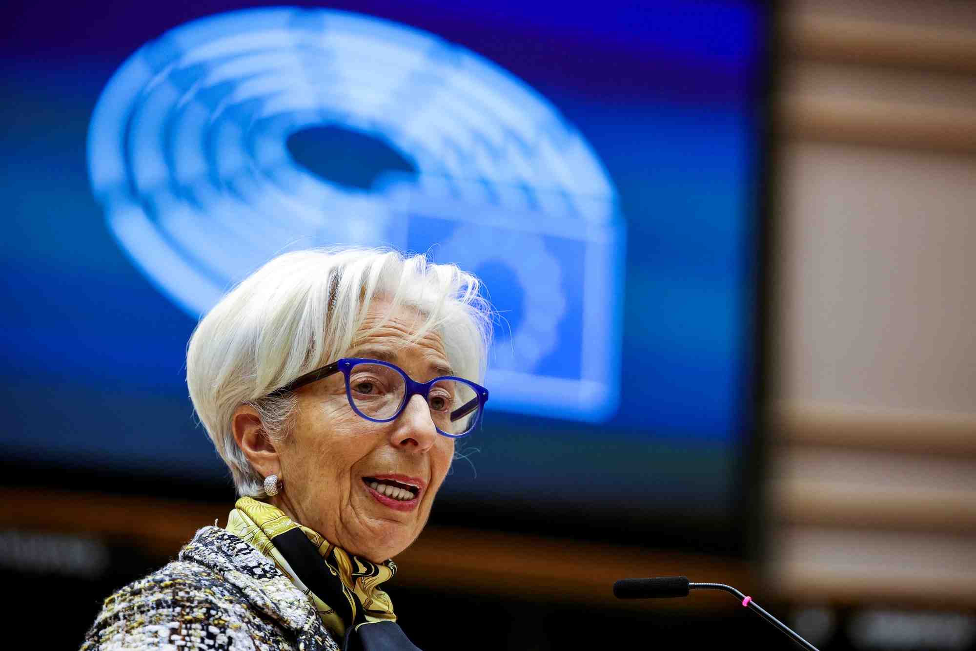 Un debat sur la sortie du pepp "premature", dit lagarde (bce)