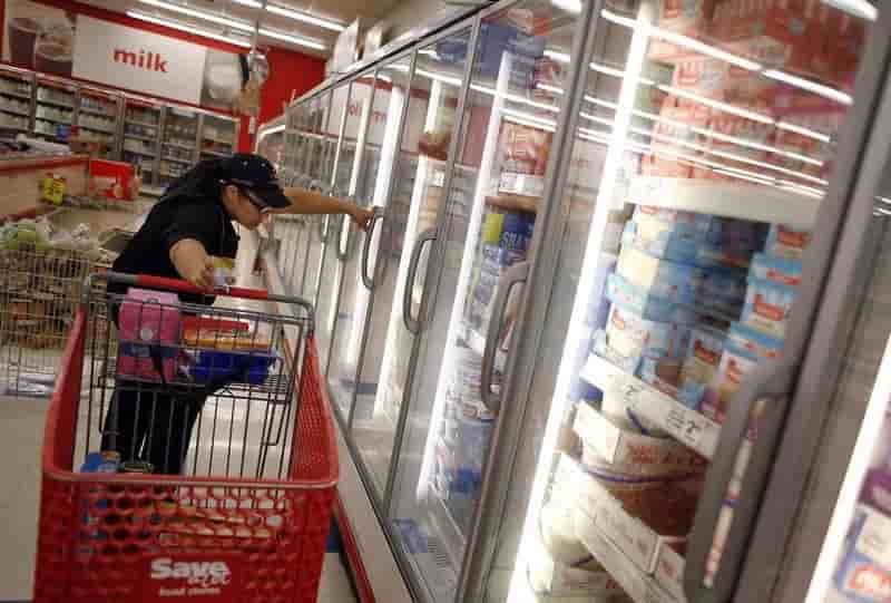 La croissance du secteur des services ralentit aux Etats-Unis