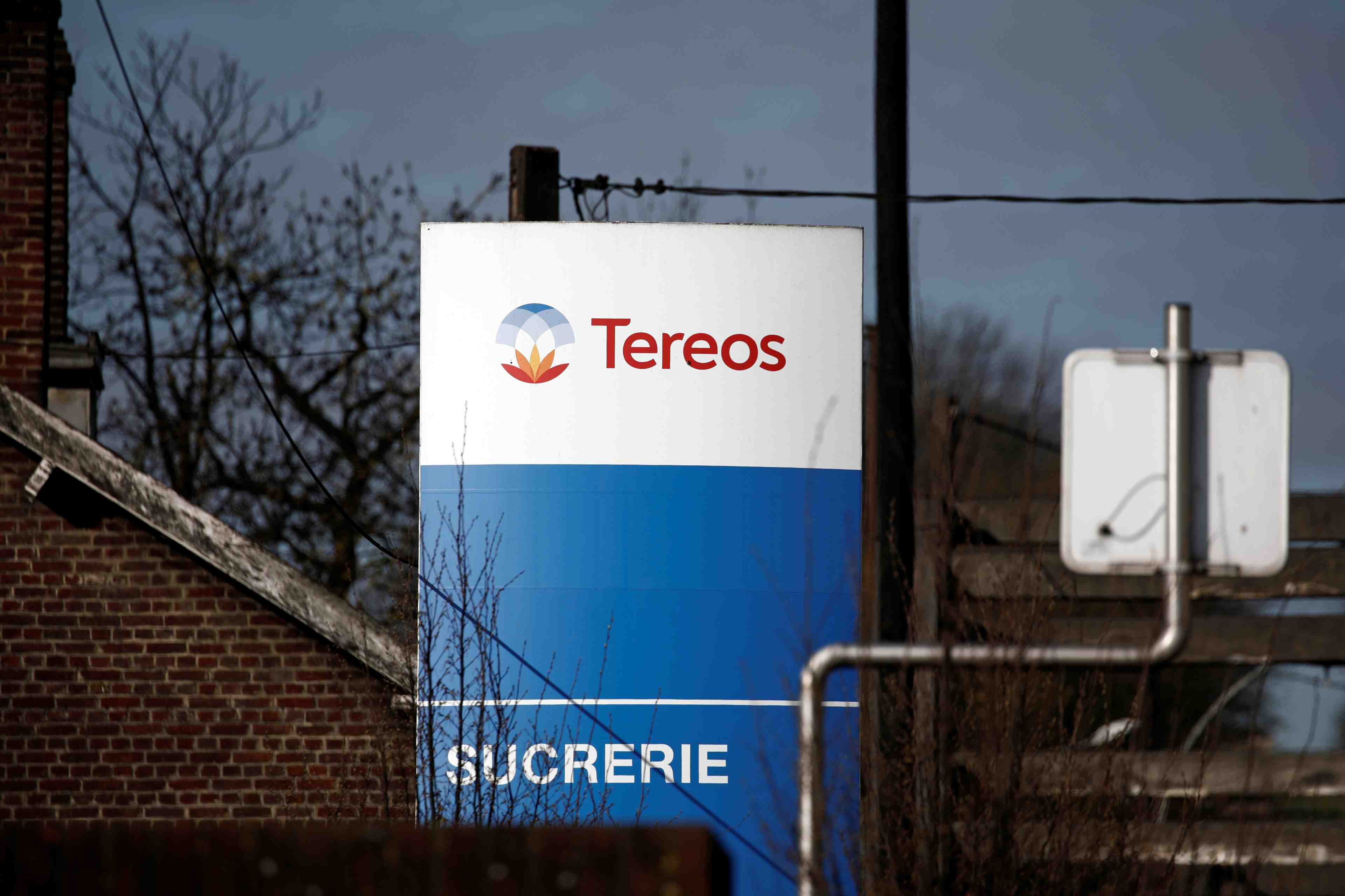 Le groupe sucrier tereos creuse sa perte annuelle, a 242 millions d'euros