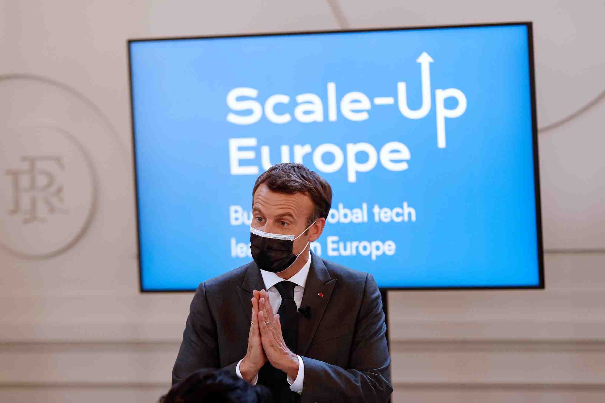 Macron souhaite la creation de 10 geants europeens de la tech d'ici 2030