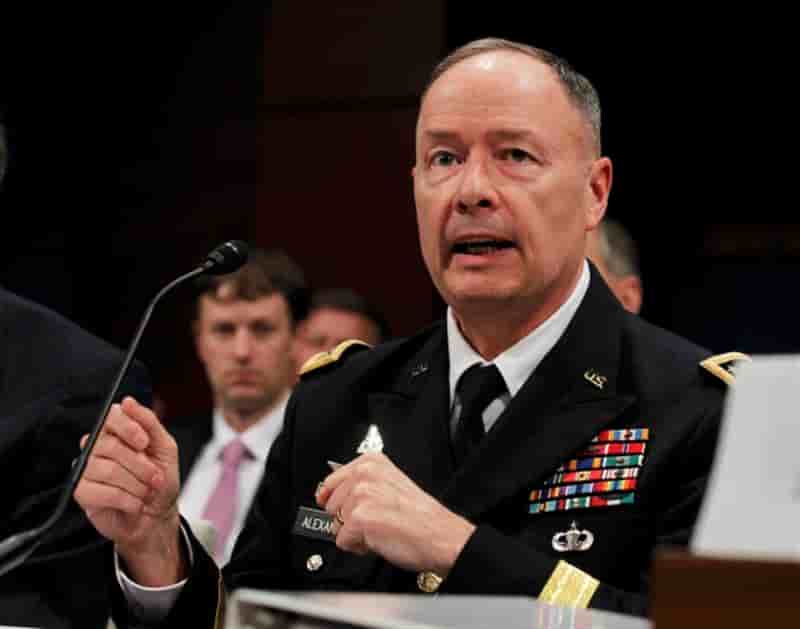 Le directeur de la NSA se défend devant les représentants