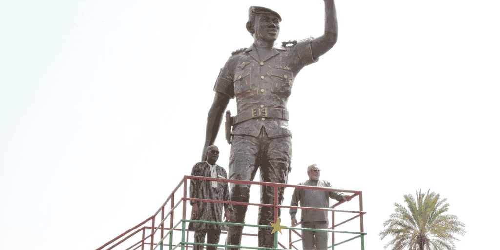sankara statue burkina