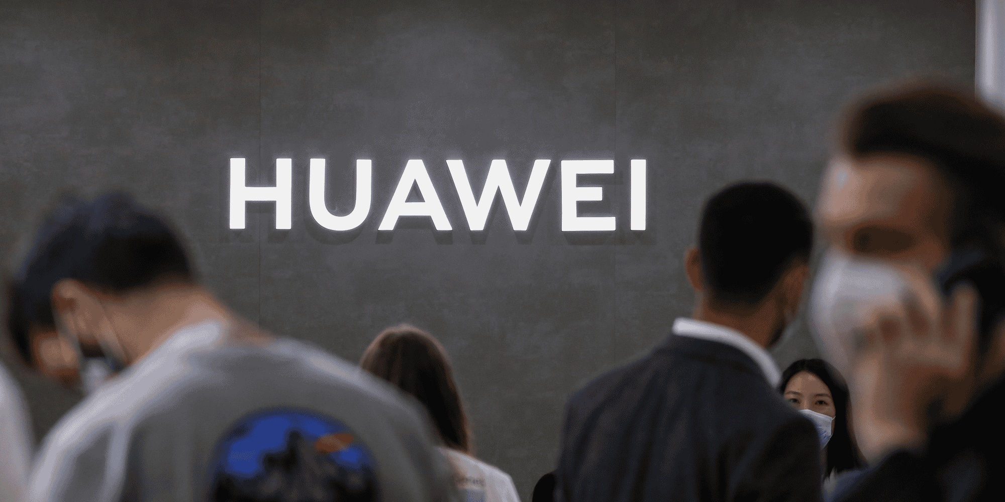 Grande bretagne: une commission parlementaire dit avoir la preuve d'une entente entre huawei et pekin