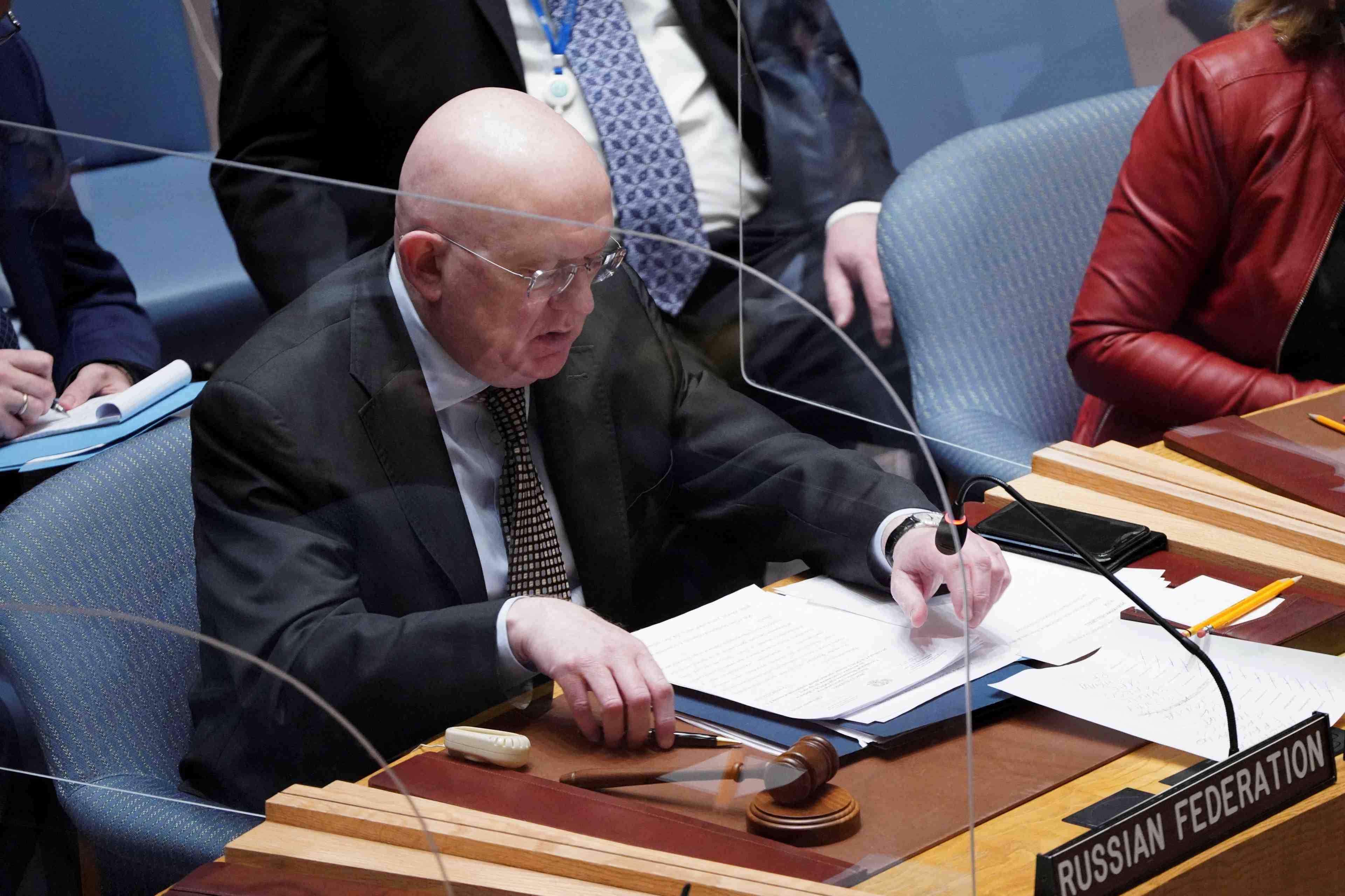 Les etats-unis expulsent 12 diplomates russes aux nations unies pour des raisons de securite