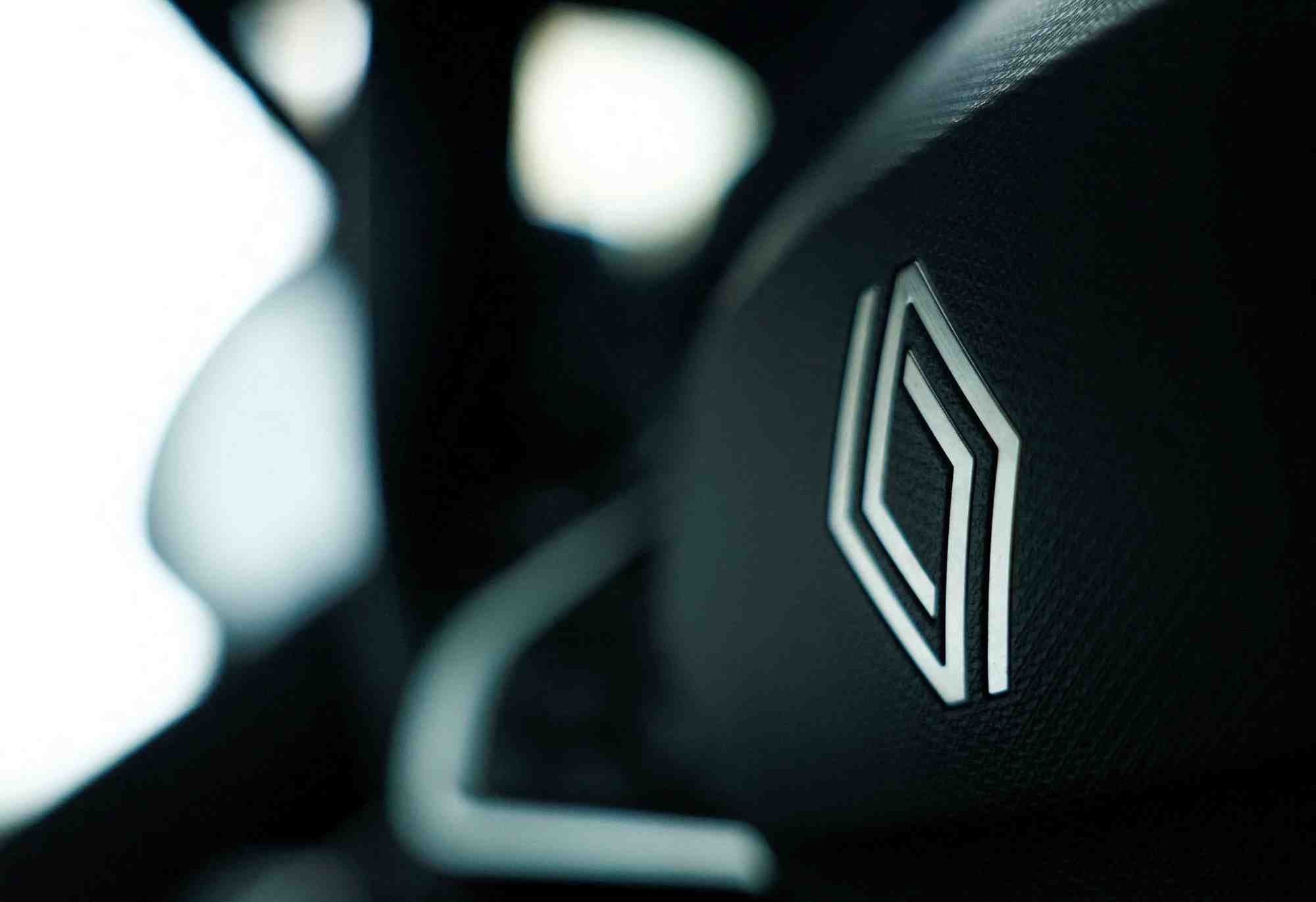 Nouvelle voiture hybride symbioz e-tech du constructeur francais renault
