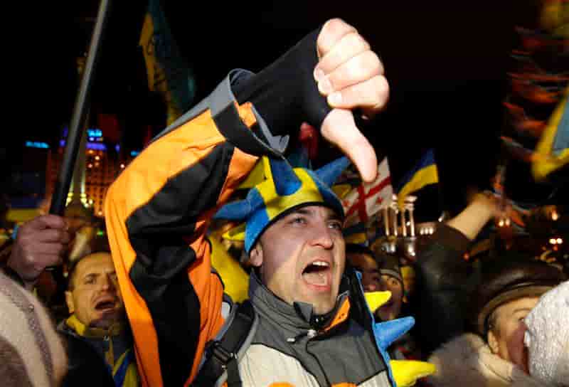 Les pro-européens ukrainiens promettent la poursuite du mouvement