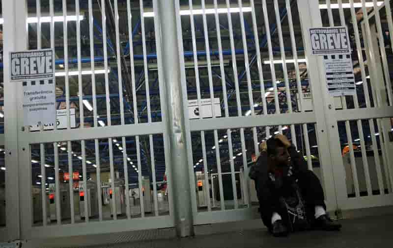 Grève dans le métro de Sao Paulo à une semaine du Mondial