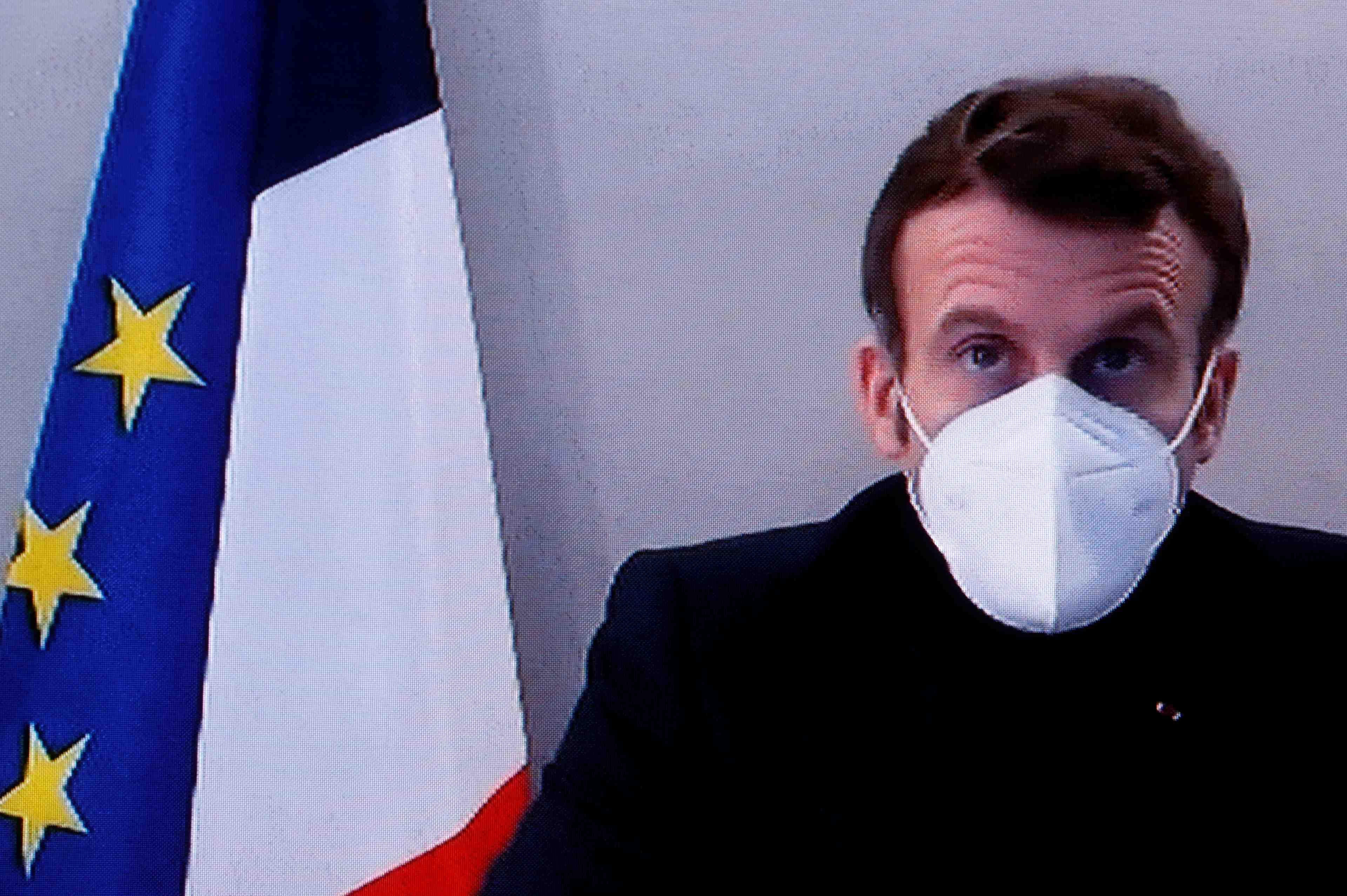 Malade du covid-19, macron preside le dernier conseil des ministres de 2020