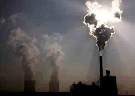 Pres de 3.000 centrales au charbon doivent fermer pour contrer le changement climatique, selon une etude