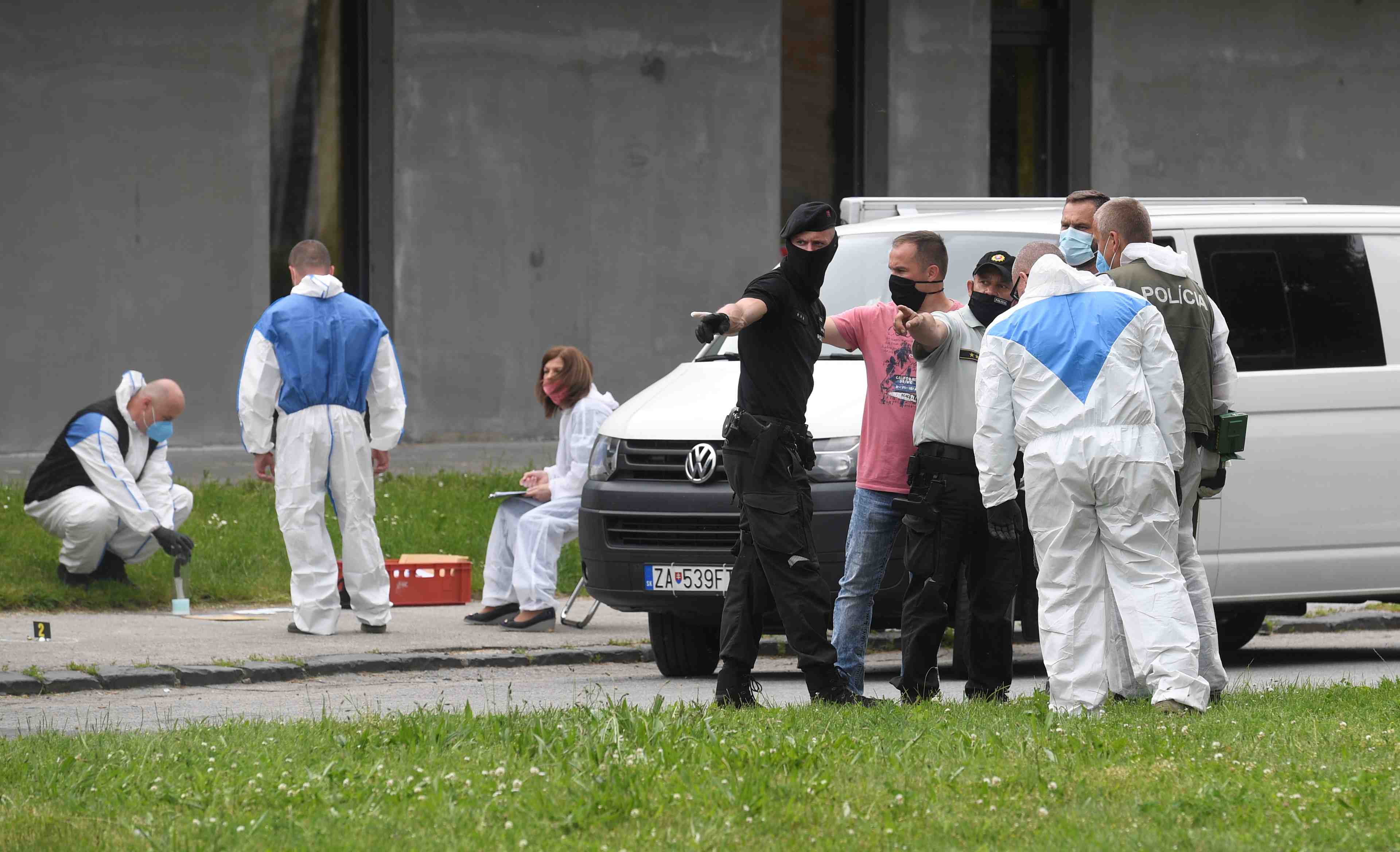 Attaque contre une ecole en slovaquie, deux morts dont l'assaillant