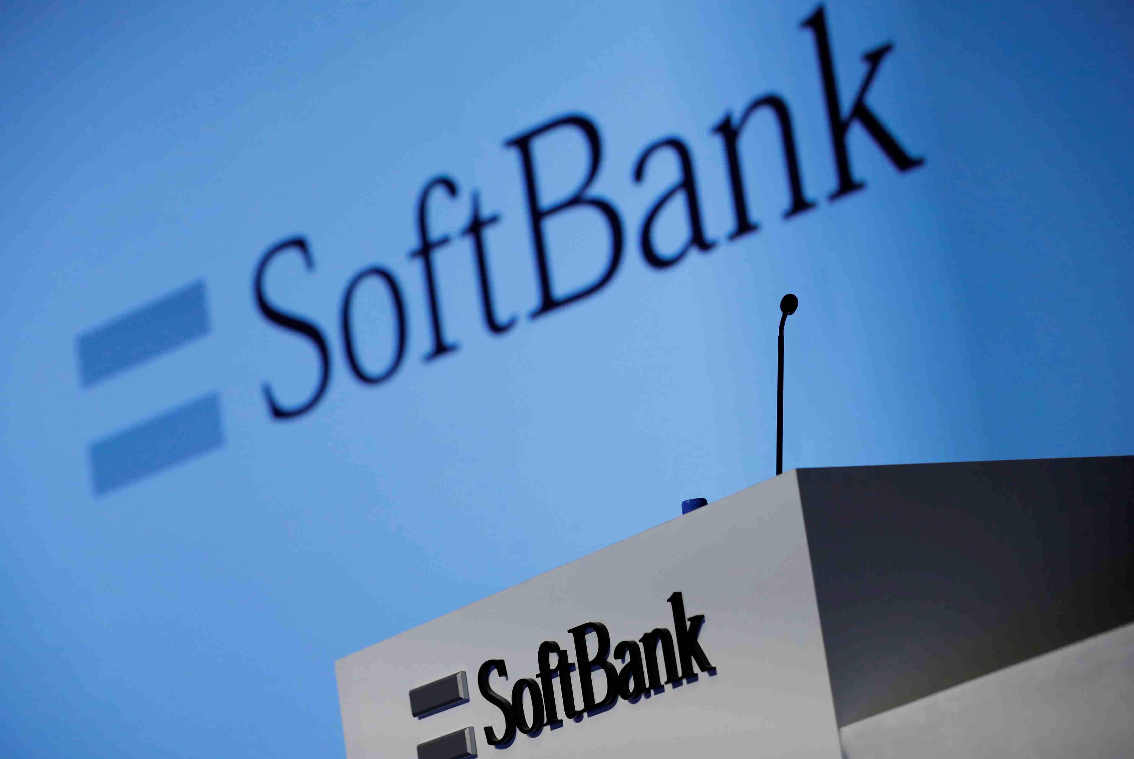 Softbank leve 680 millions de dollars pour sorare, un record pour une start-up francaise