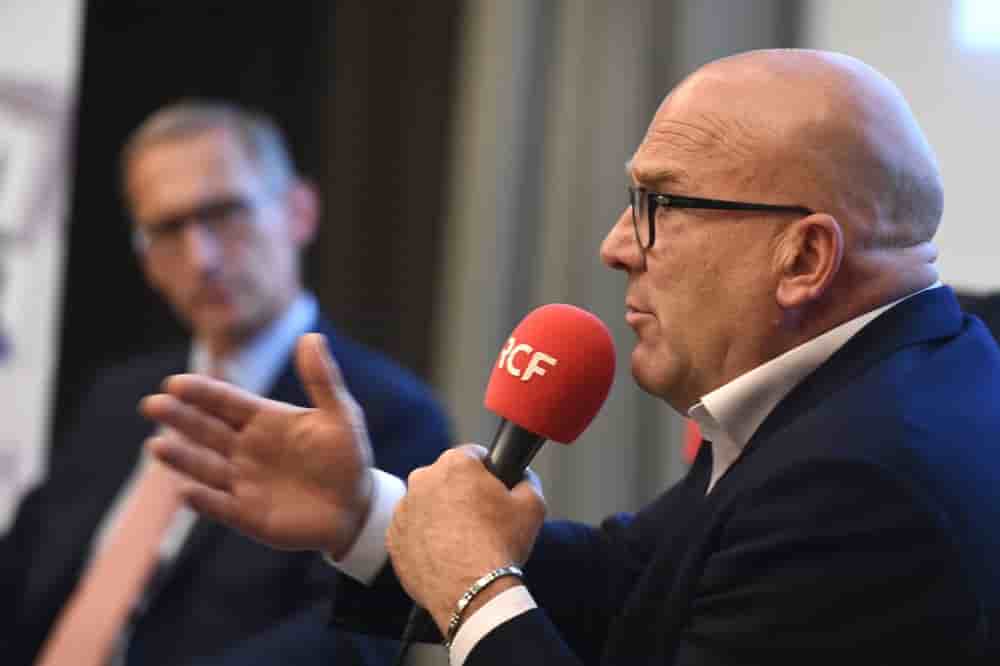Bruno Bonnell, député LREM, candidat sans étiquette à Villeurbanne, est un as de la communication. Sa dernière trouvaille : distribuer son programme politique sous forme de roman-photo.