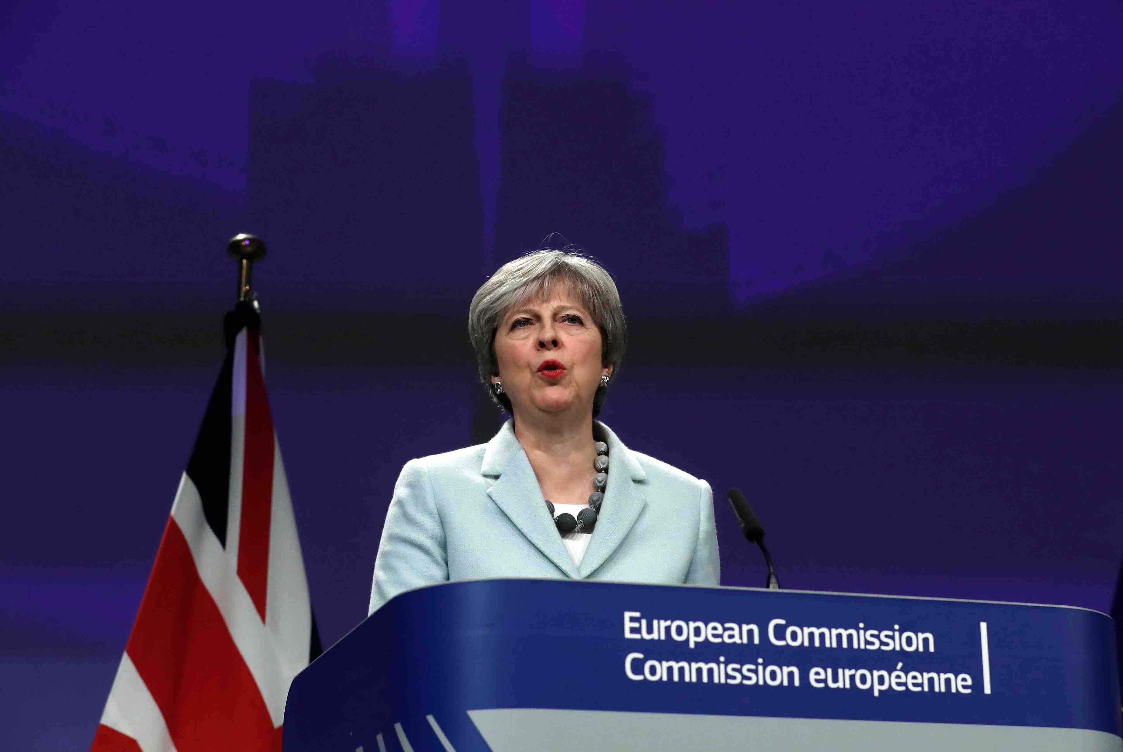 Brexit: may pense que l'accord sera valide par le conseil europeen