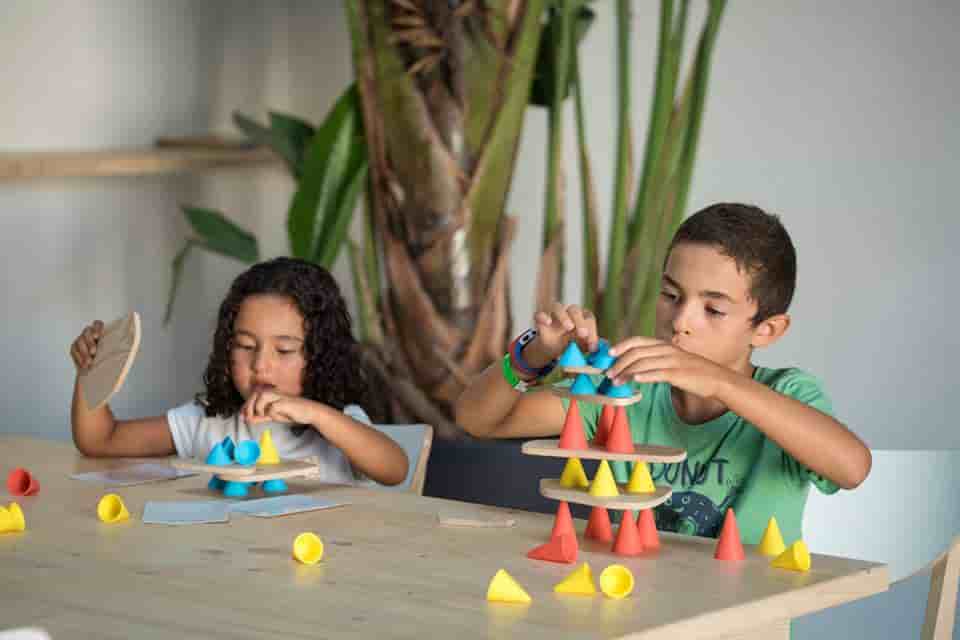 Le premier jeu thérapeutique développé par OPPI et baptisé Piks s'adresse aux enfants souffrant de déficit de l'attention.