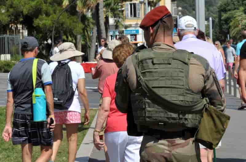 Quatre plaintes contre le dispositif de securite a nice