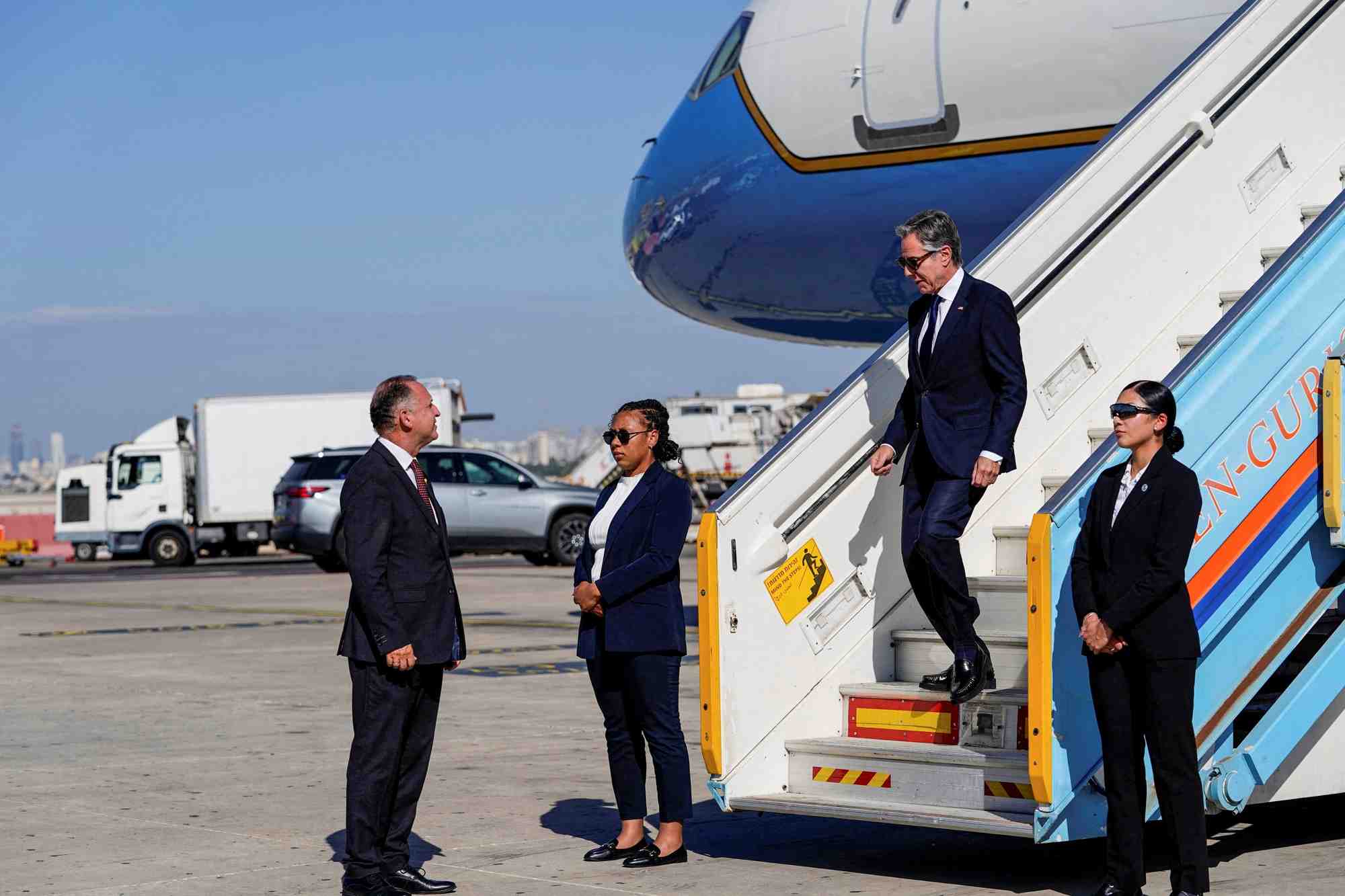 Antony blinken arrive a tel-aviv