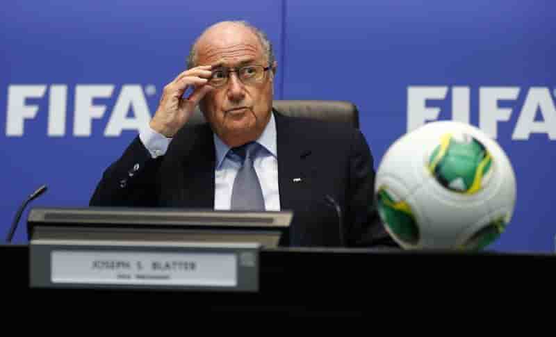 Mondial: Blatter favorable à la suppression des barrages